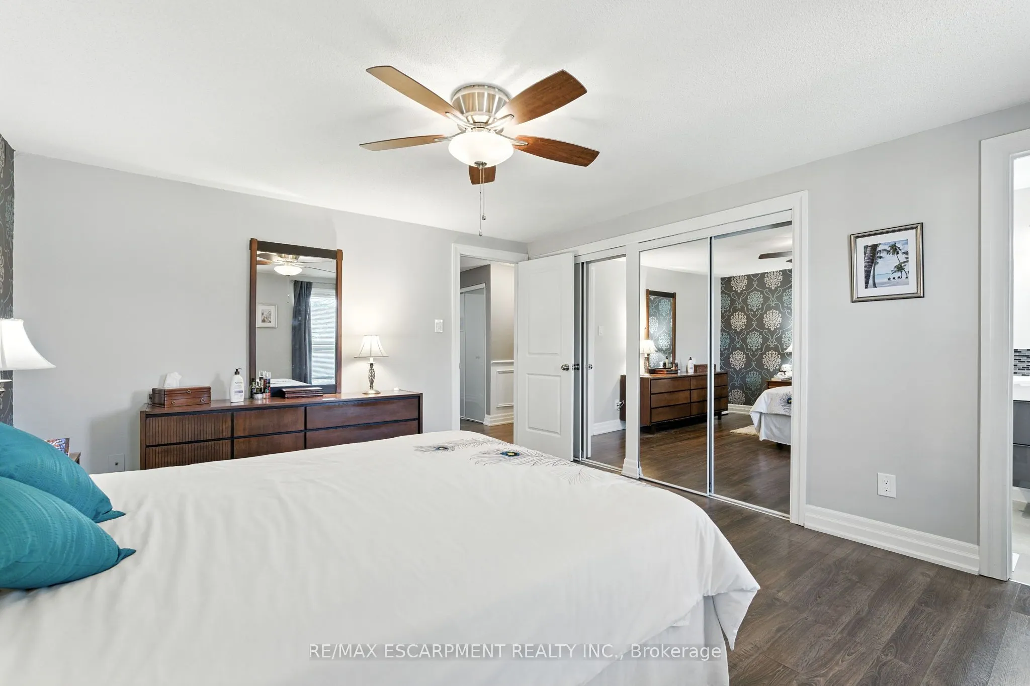 2254 Upper Middle Road, #3