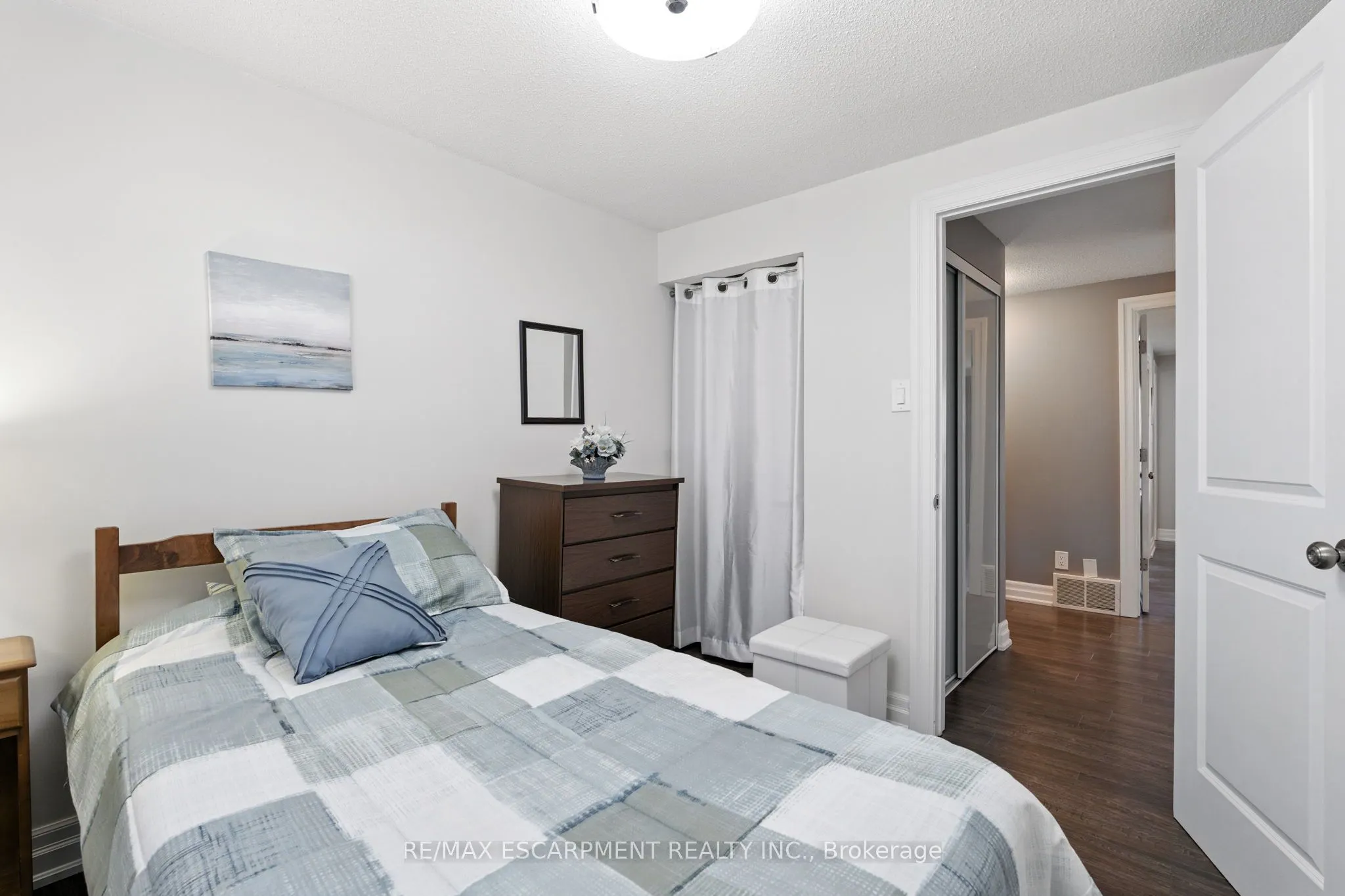2254 Upper Middle Road, #3