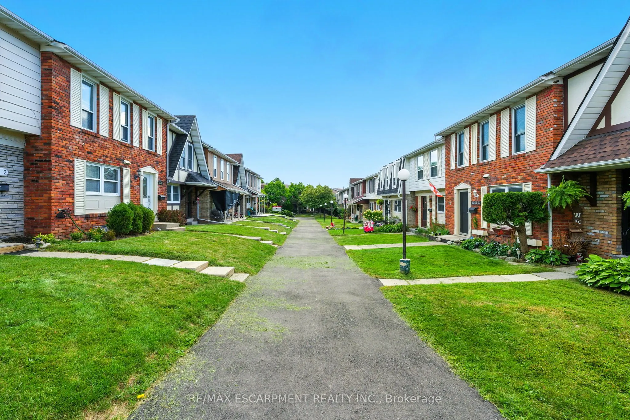 2254 Upper Middle Road, #3