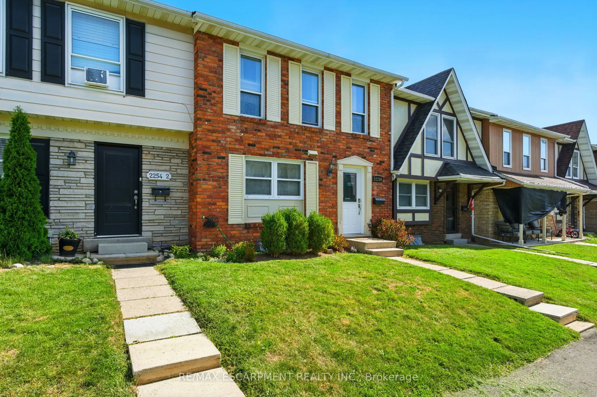 2254 Upper Middle Road, #3