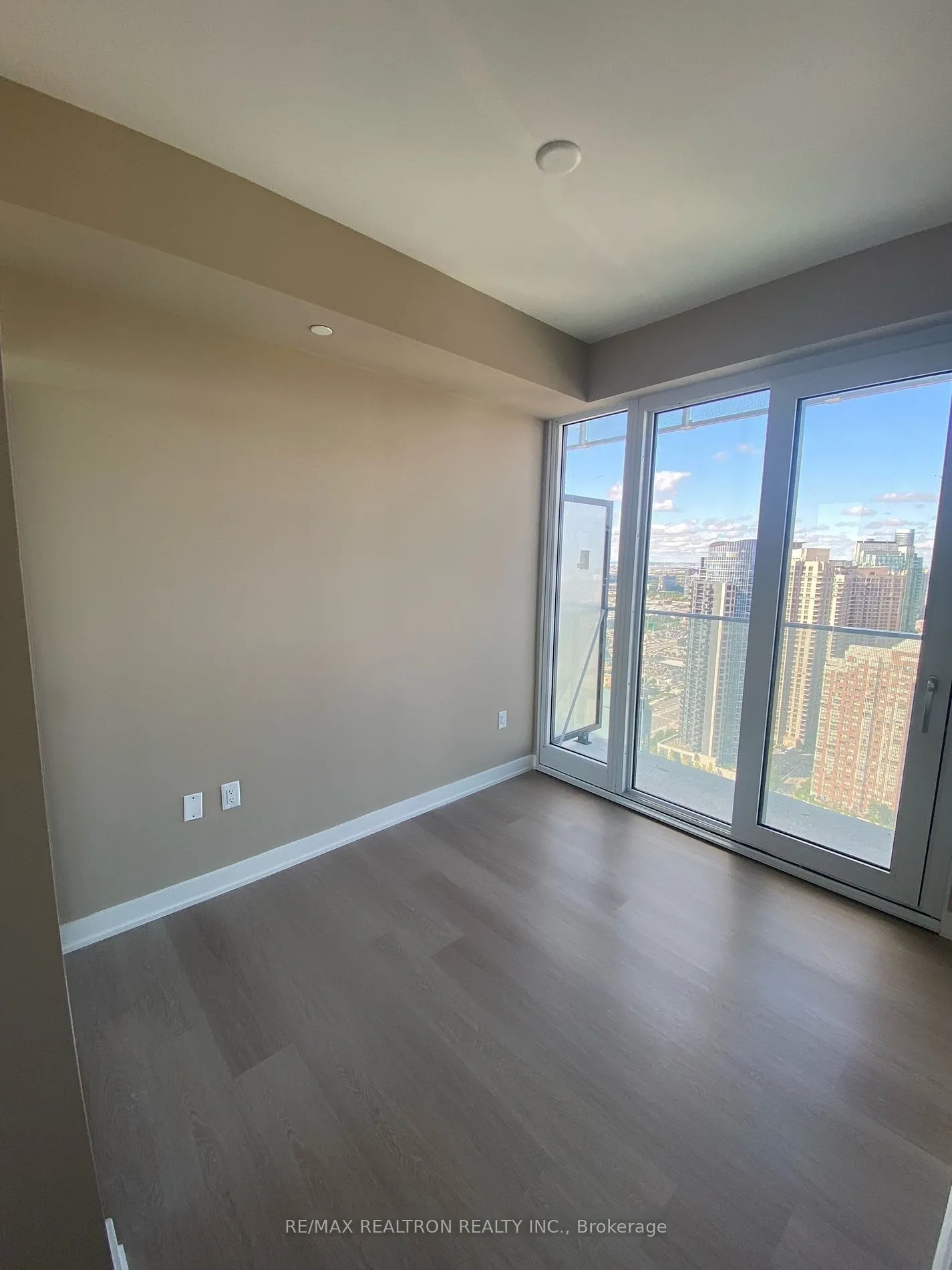 3883 Quartz Road, #3004