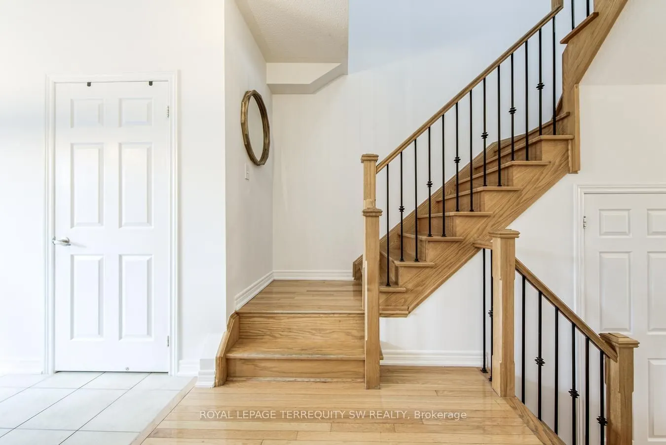 3895 Eglinton Avenue W