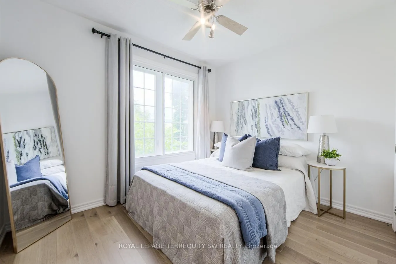 3895 Eglinton Avenue W