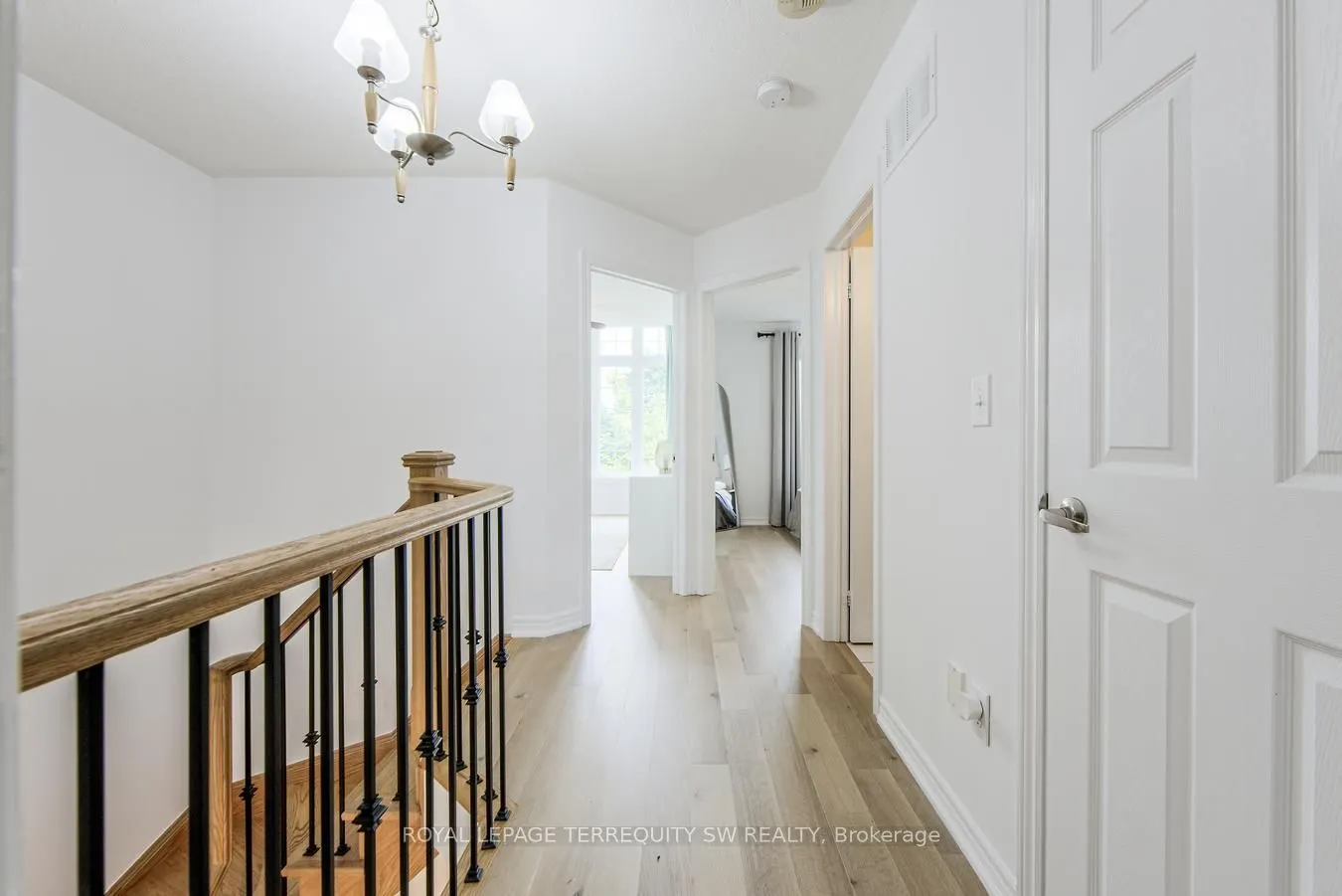 3895 Eglinton Avenue W