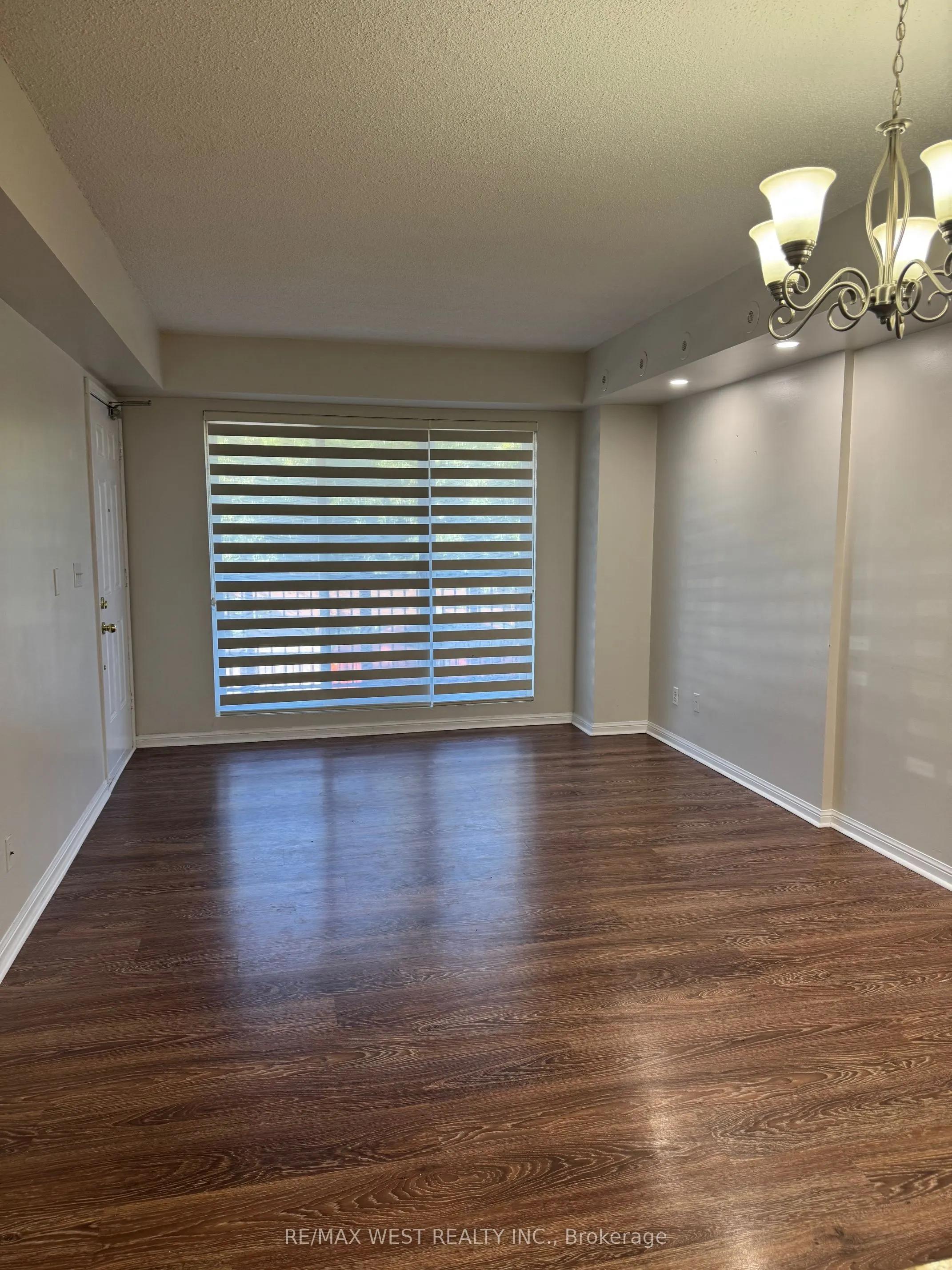 3035 Finch Avenue W, #2013