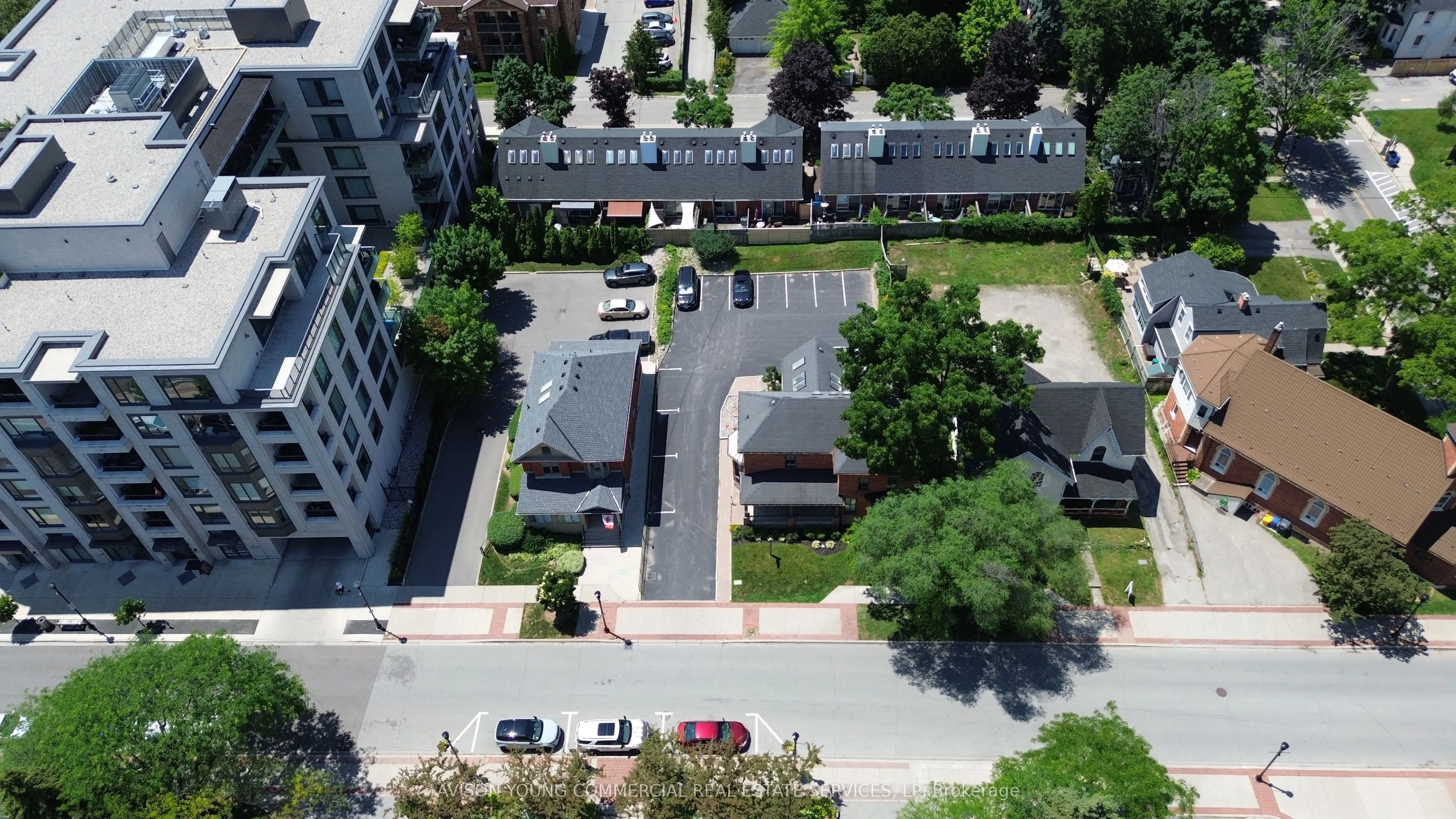 464 Locust Street