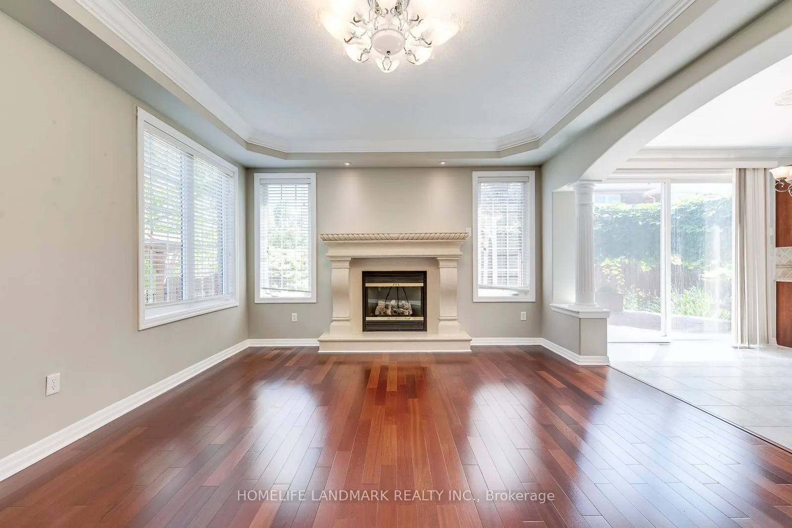 2196 Highcliffe Way
