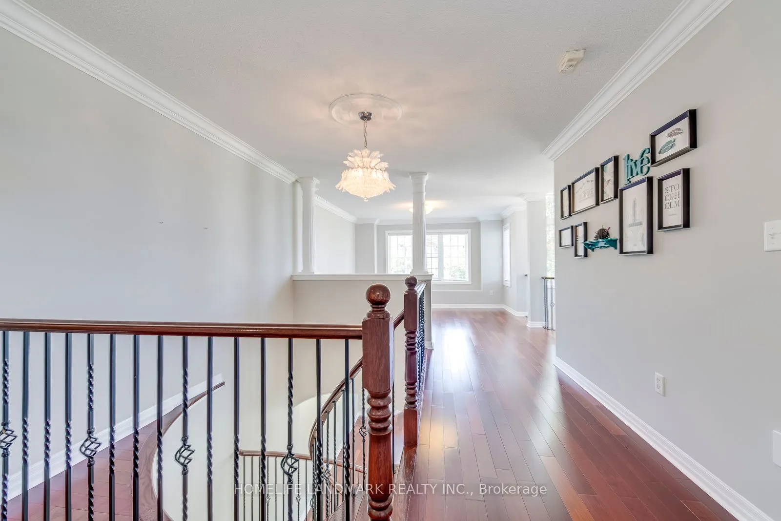 2196 Highcliffe Way