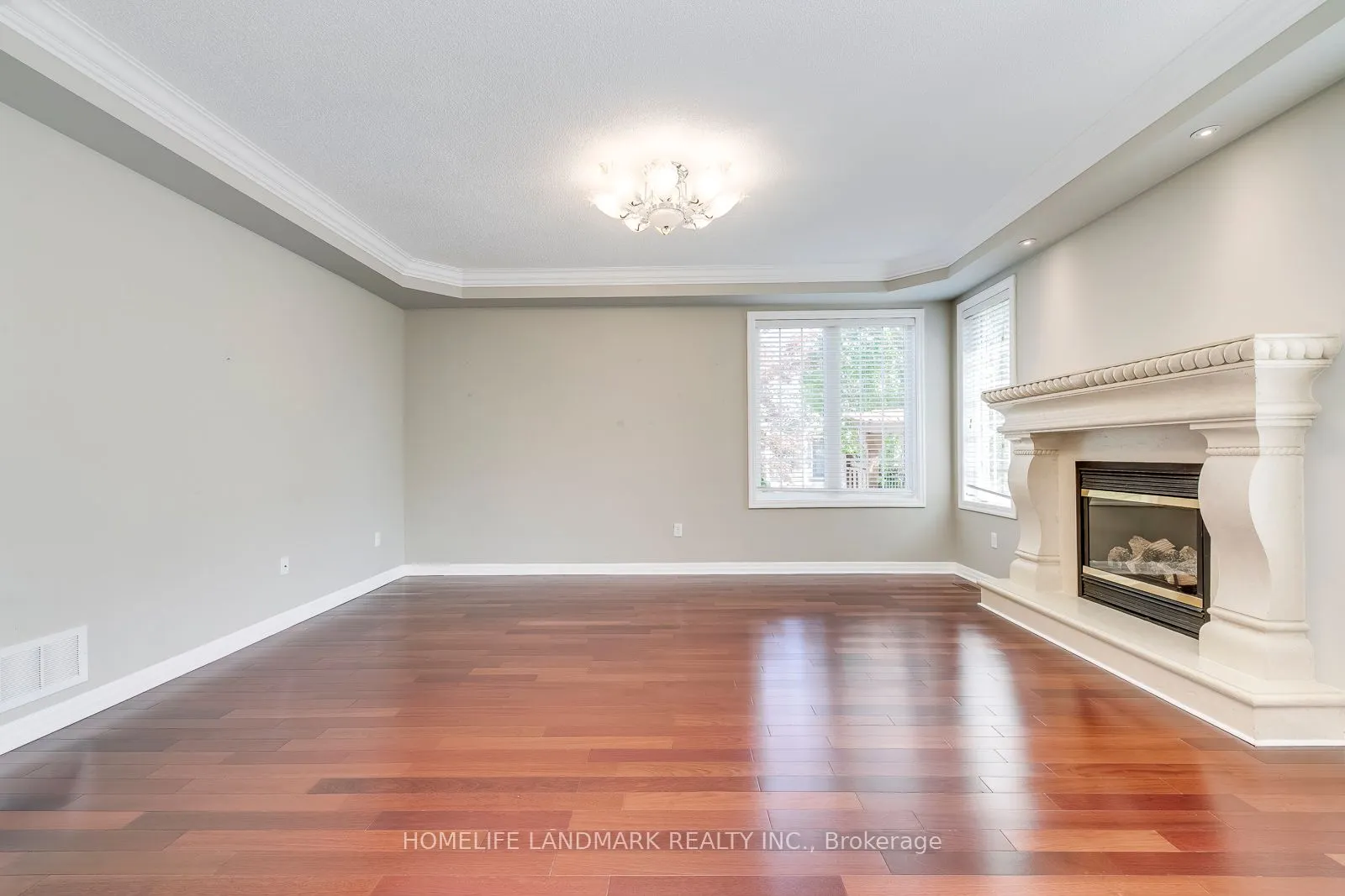 2196 Highcliffe Way
