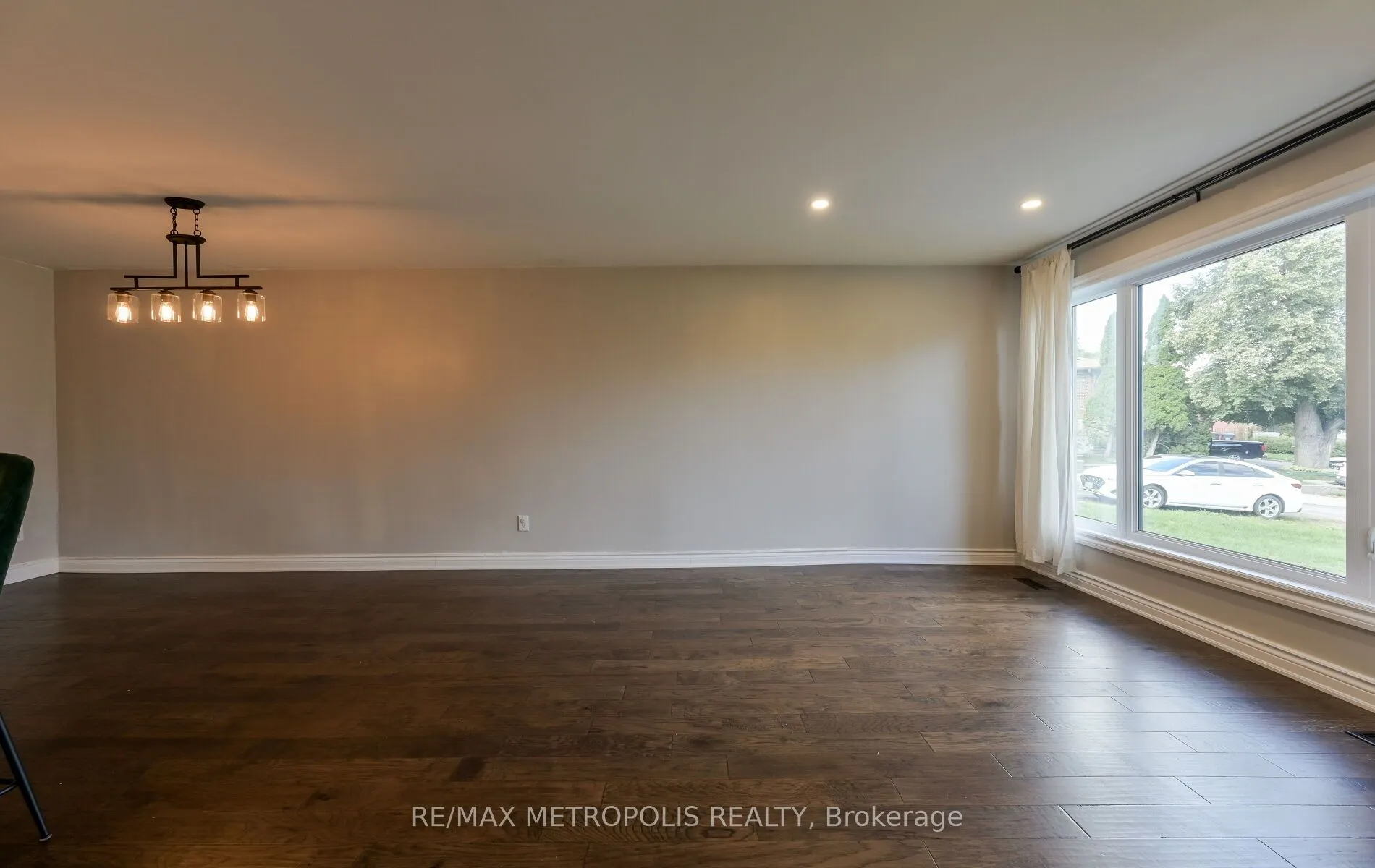 2699 Sherhill Drive, #Main