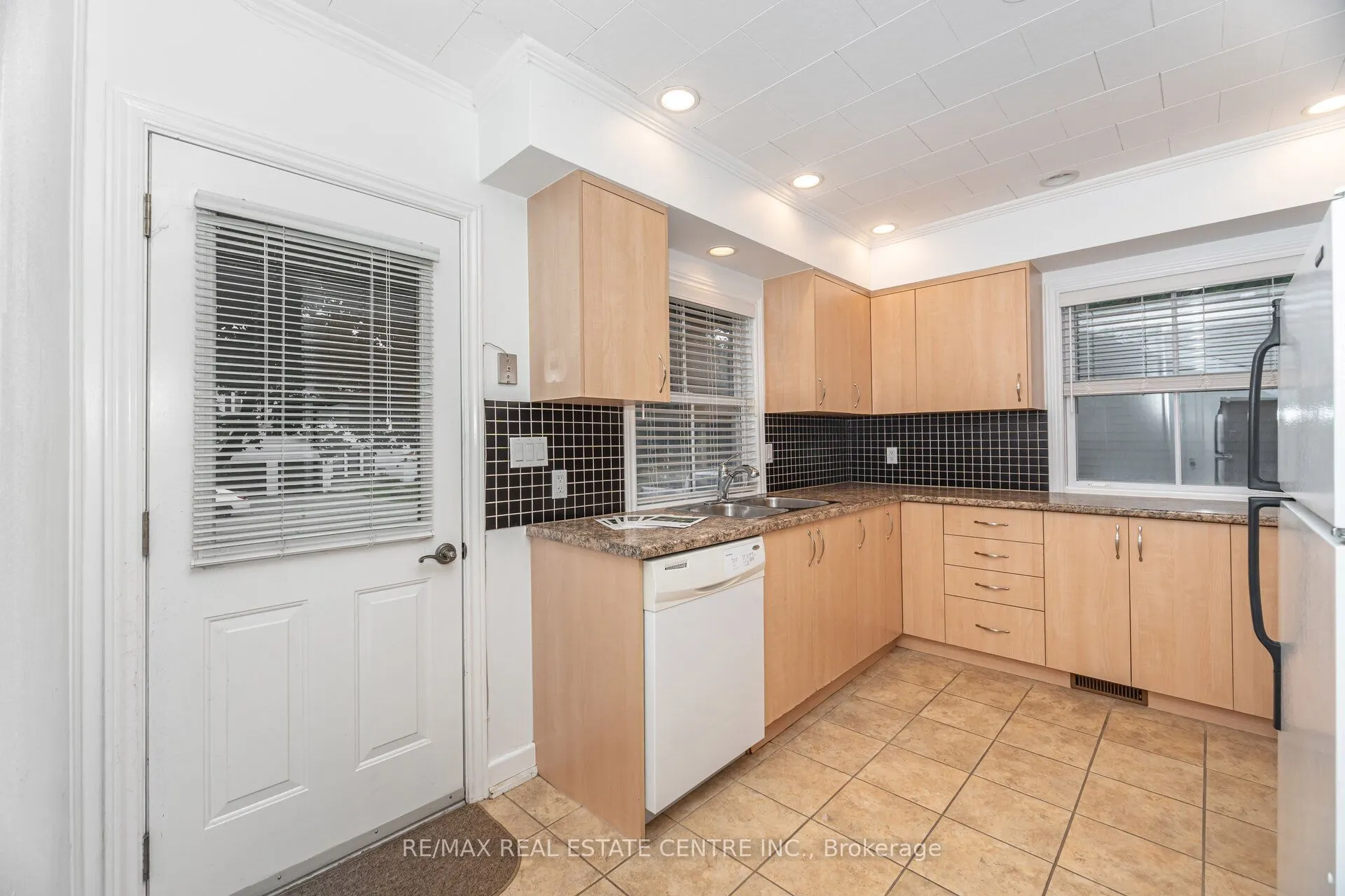 7742 Churchville Road