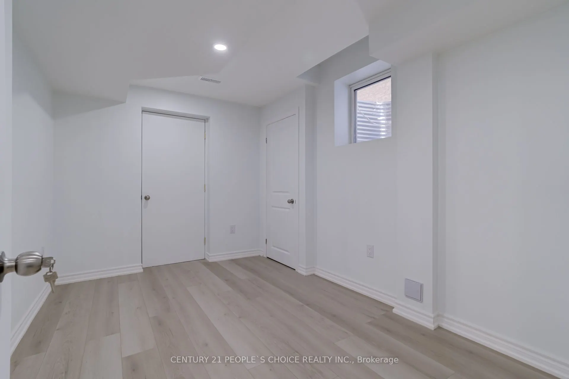 25 Drummondville Drive, #Basement