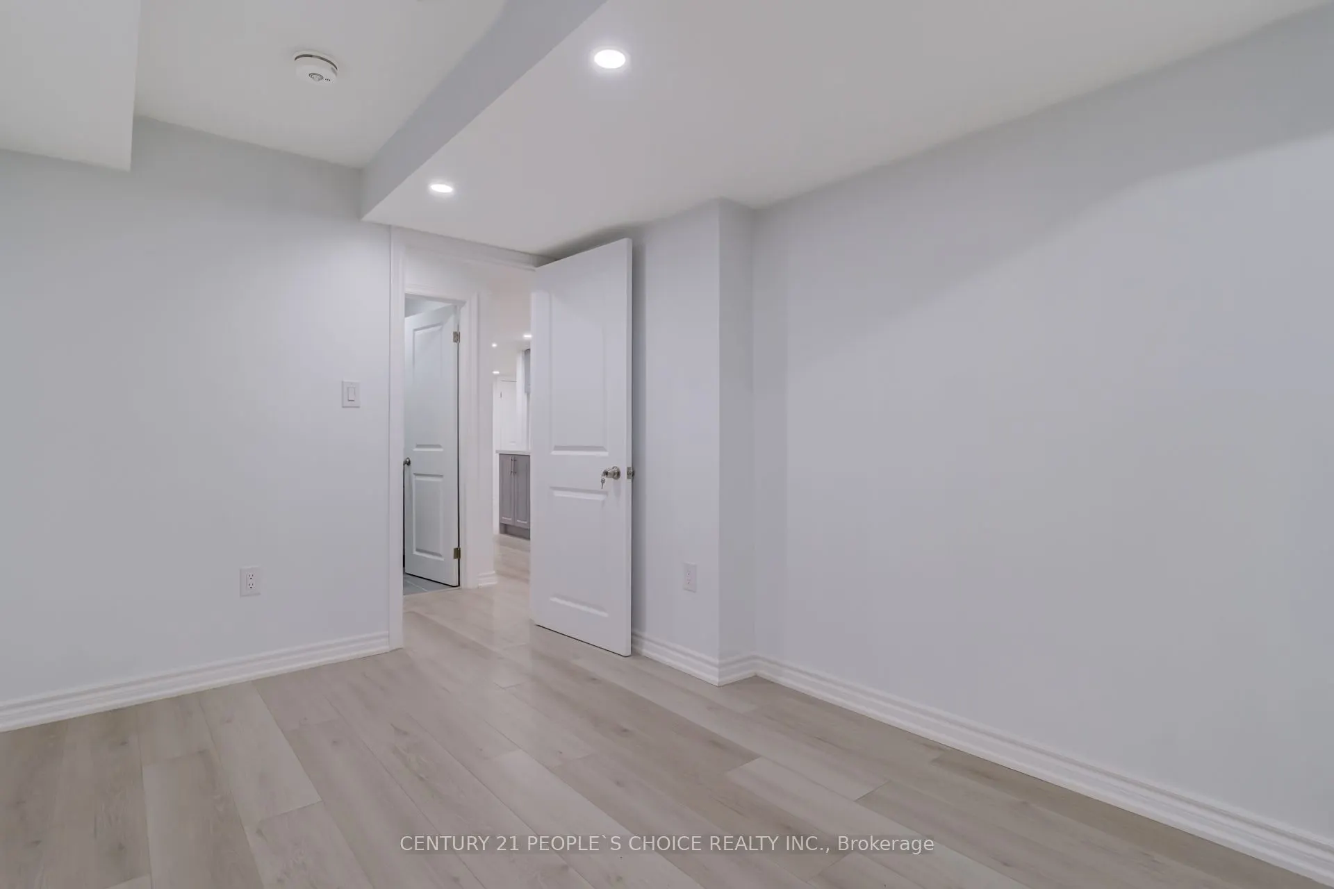 25 Drummondville Drive, #Basement