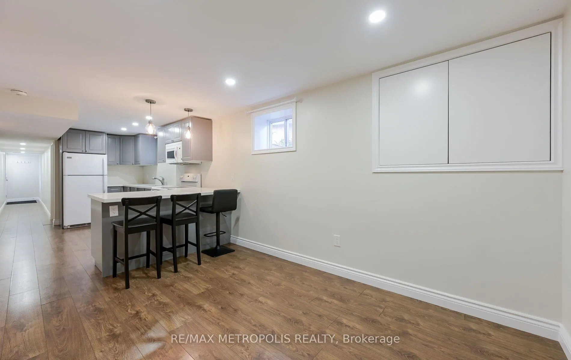 2699 Sherhill Drive, #Lower