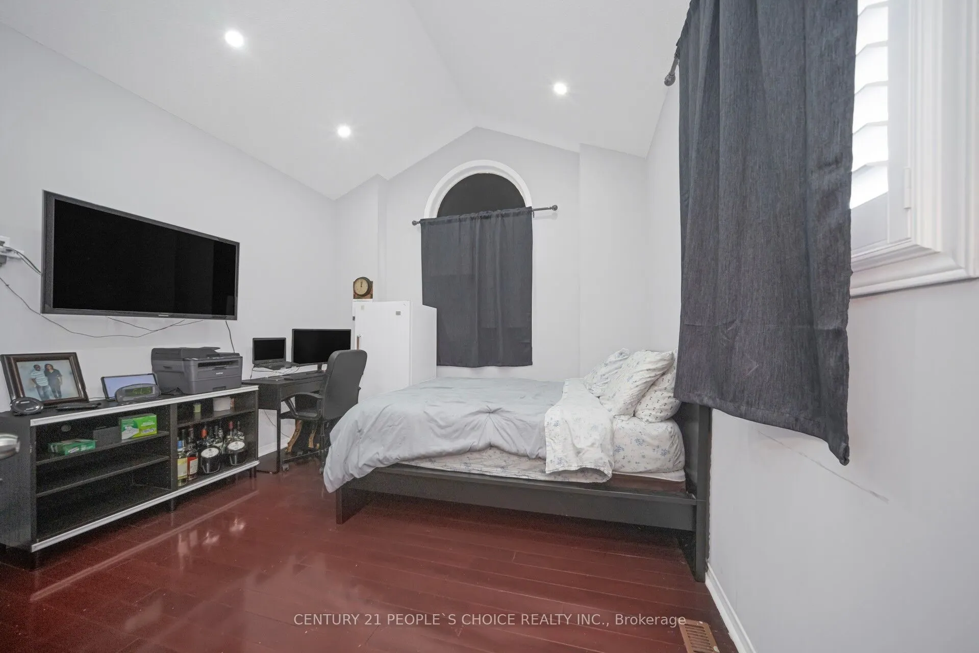 2 Checkerberry Crescent, #Upper