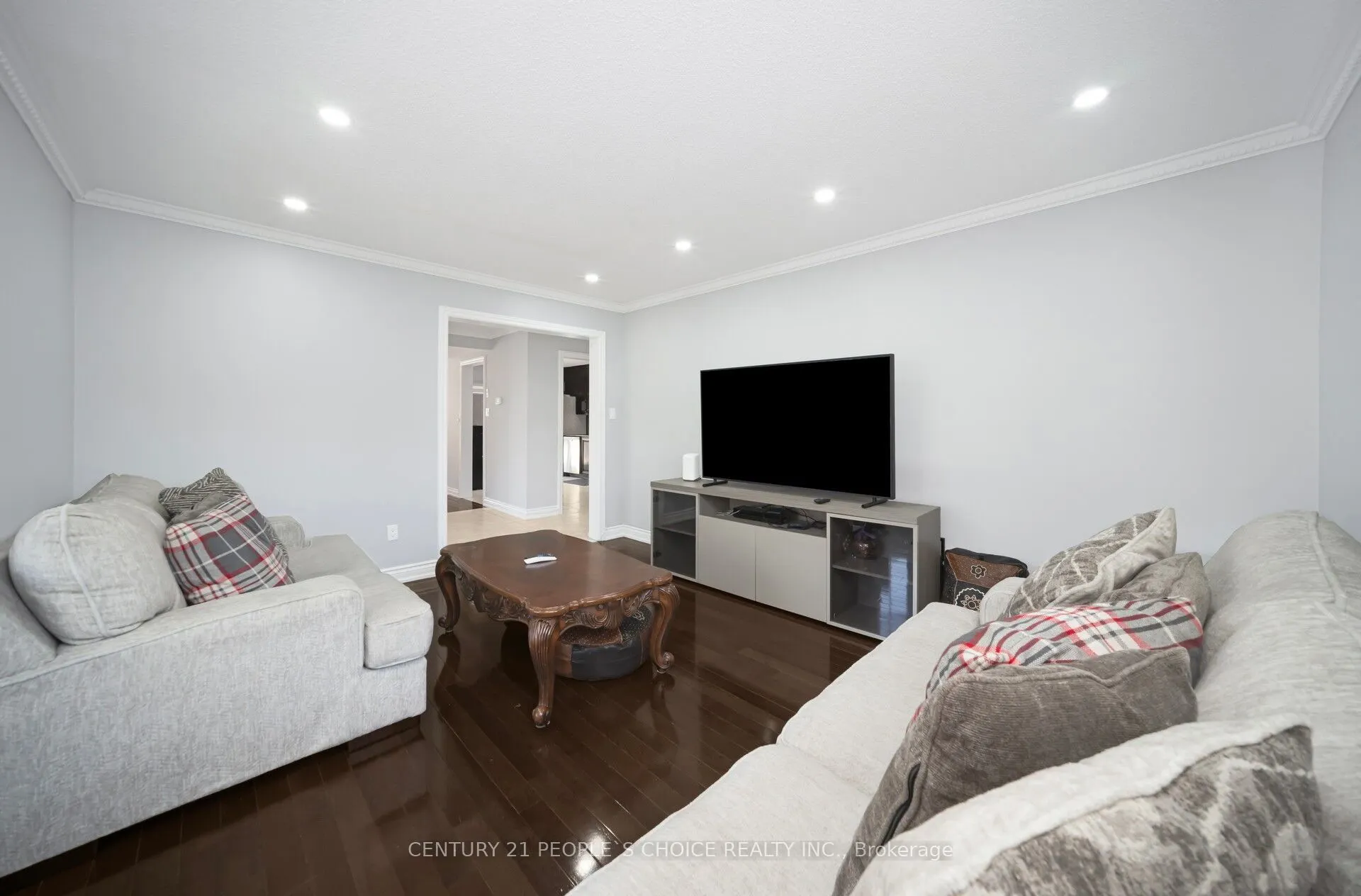 2 Checkerberry Crescent, #Upper