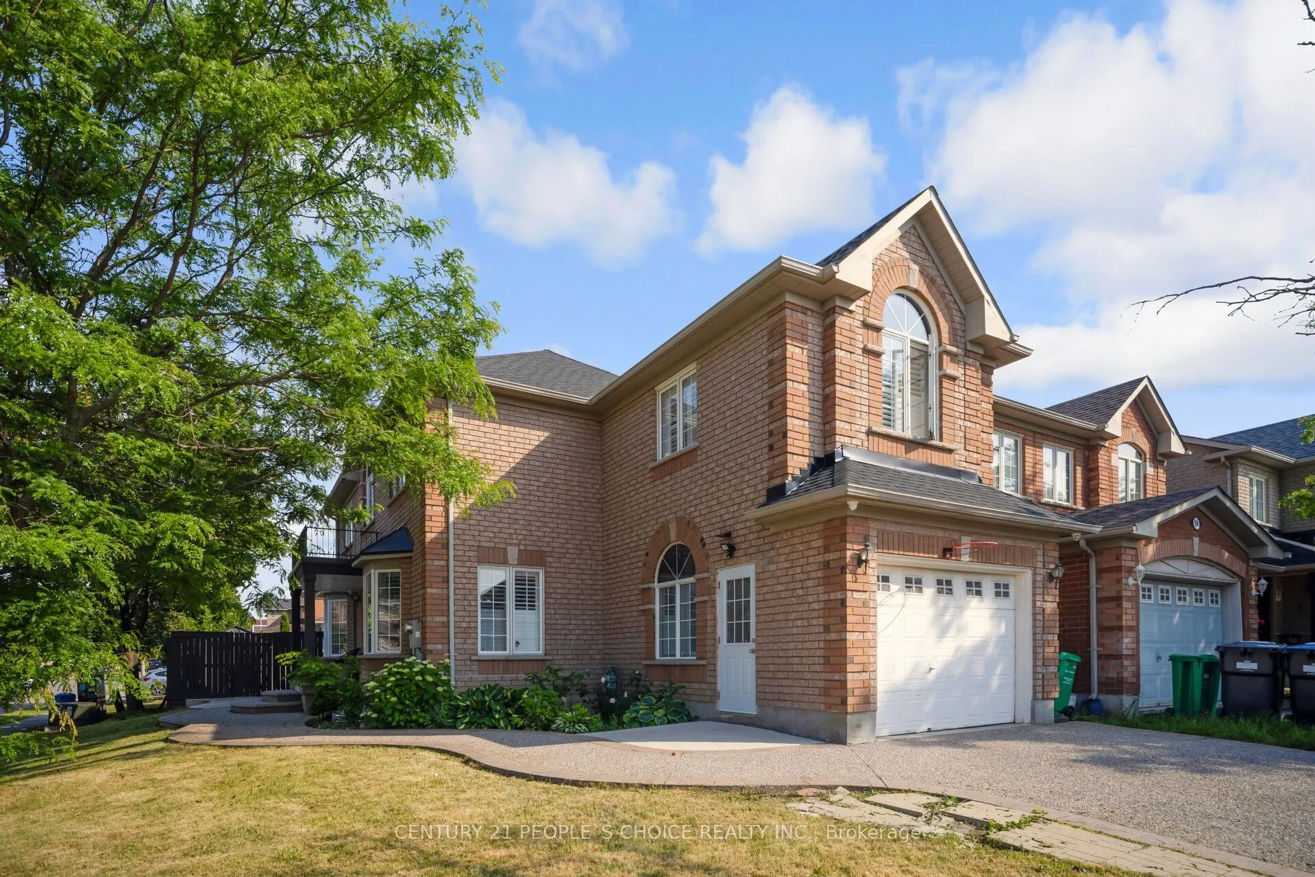2 Checkerberry Crescent, #Upper