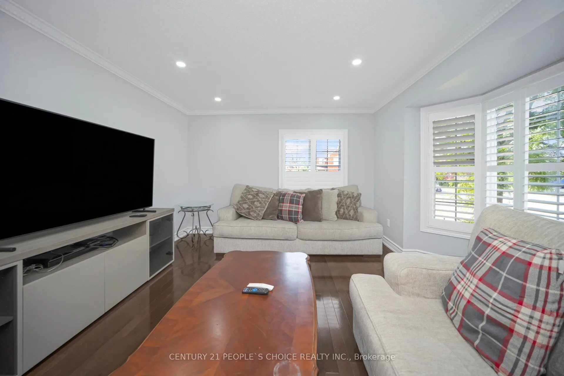 2 Checkerberry Crescent, #Upper