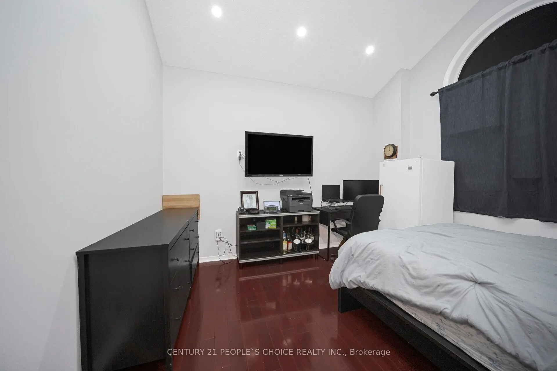 2 Checkerberry Crescent, #Upper