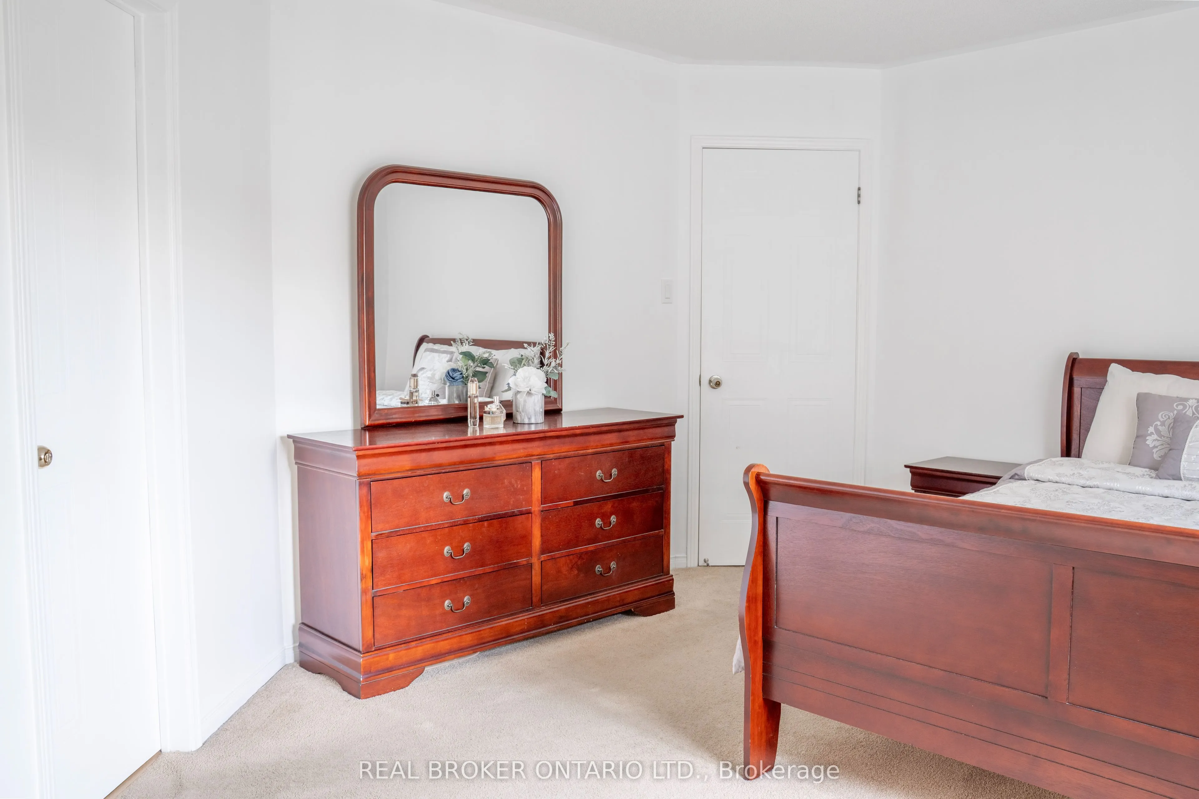 21 Vivians Crescent
