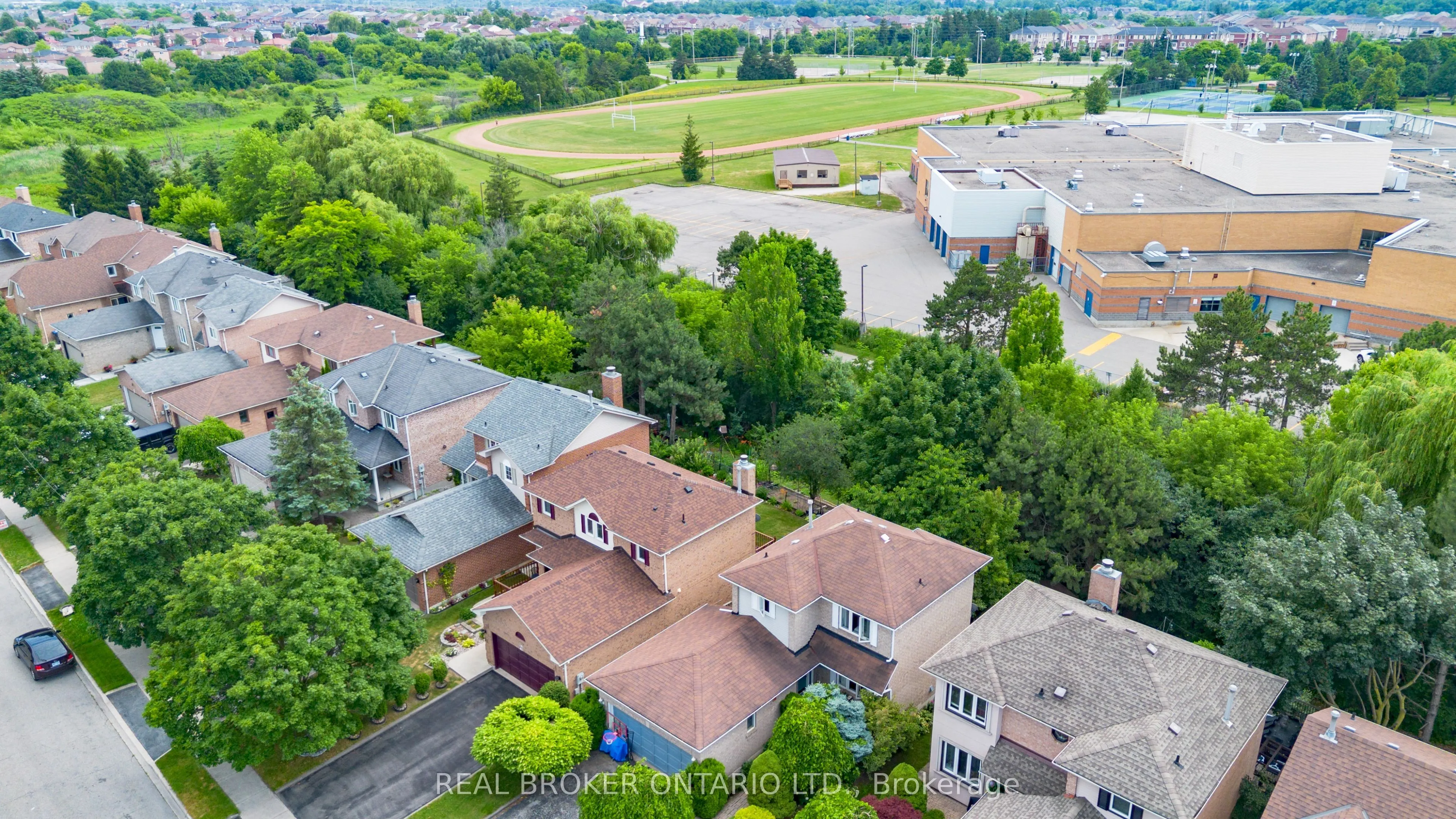 21 Vivians Crescent