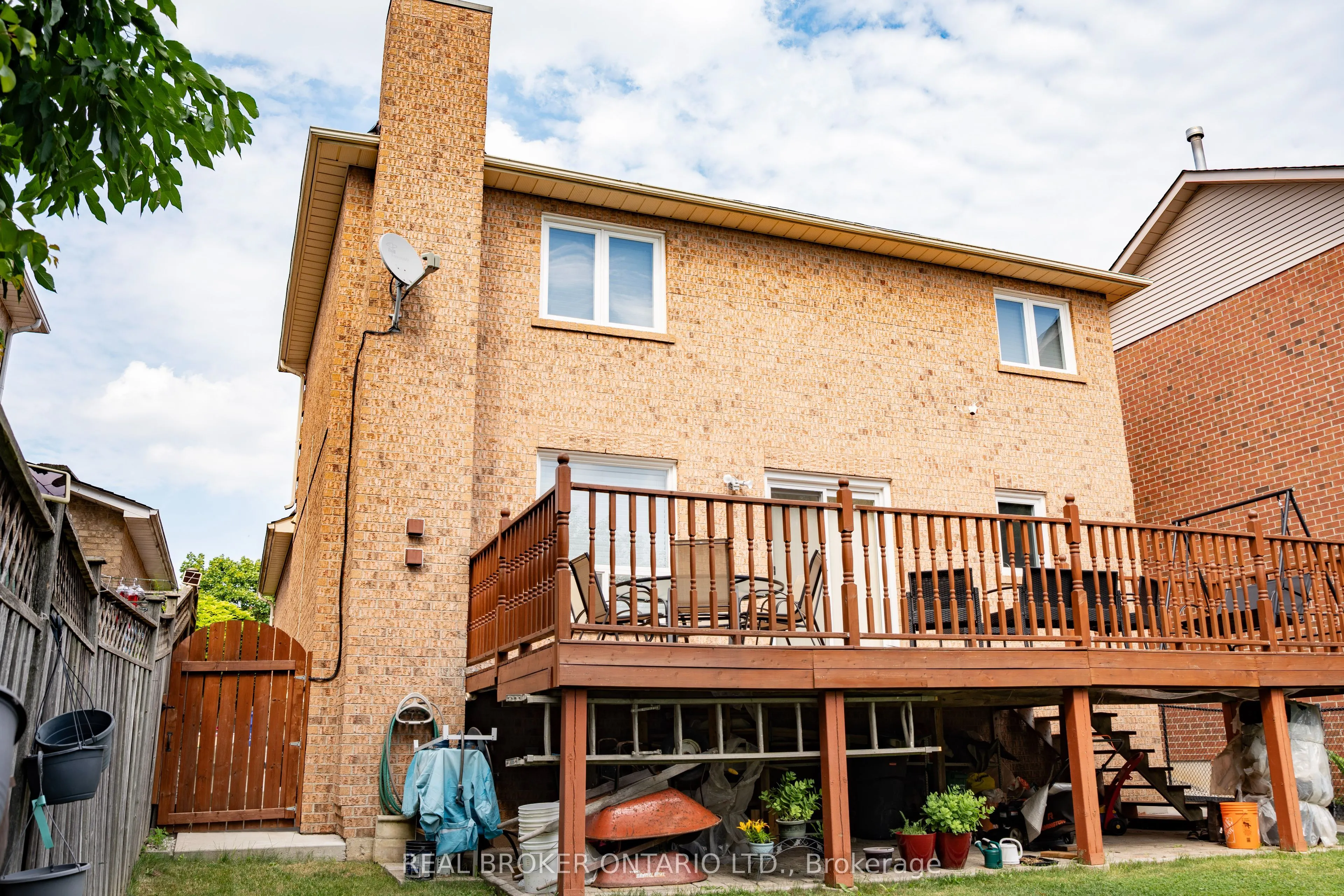 21 Vivians Crescent