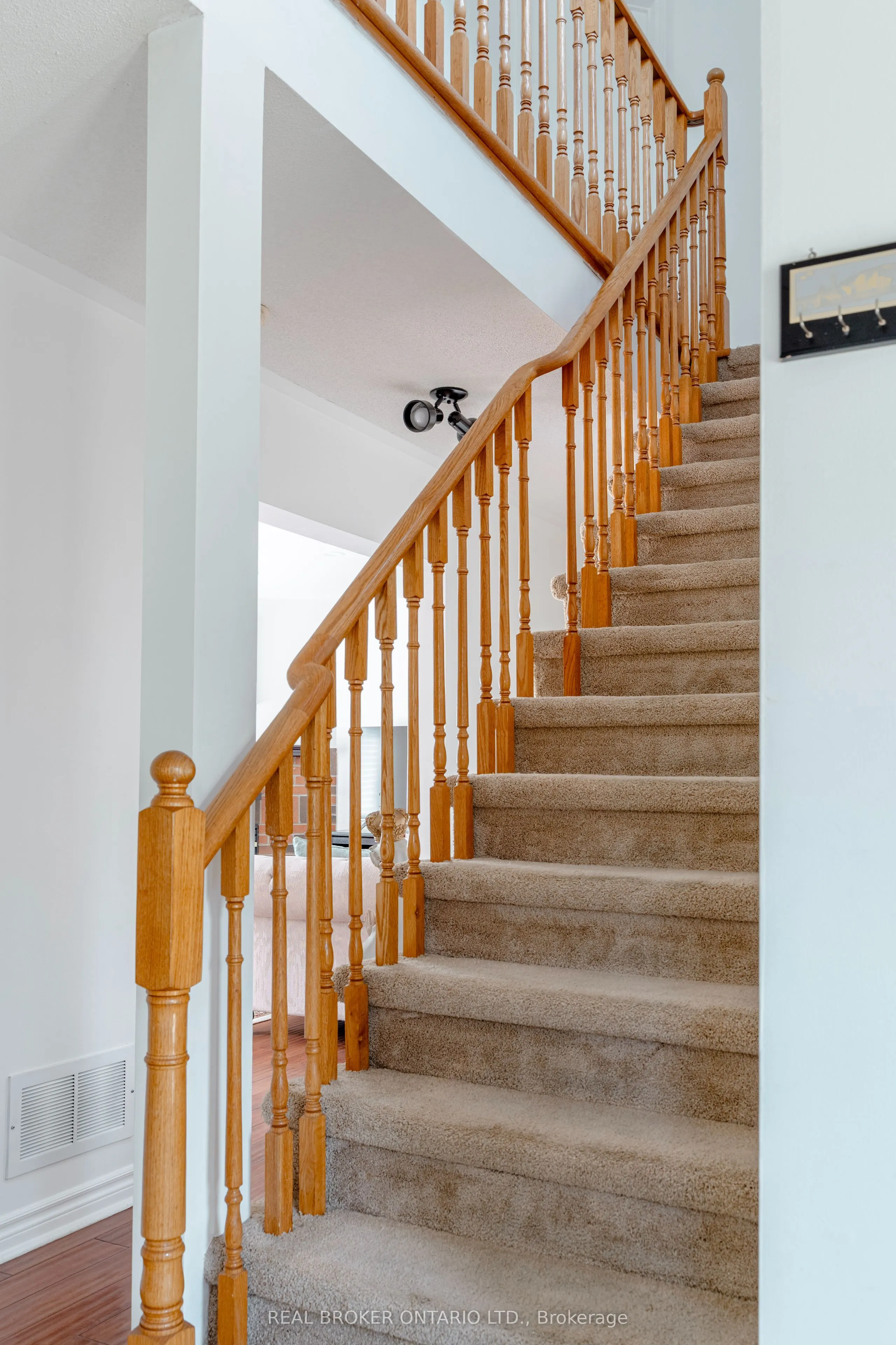 21 Vivians Crescent