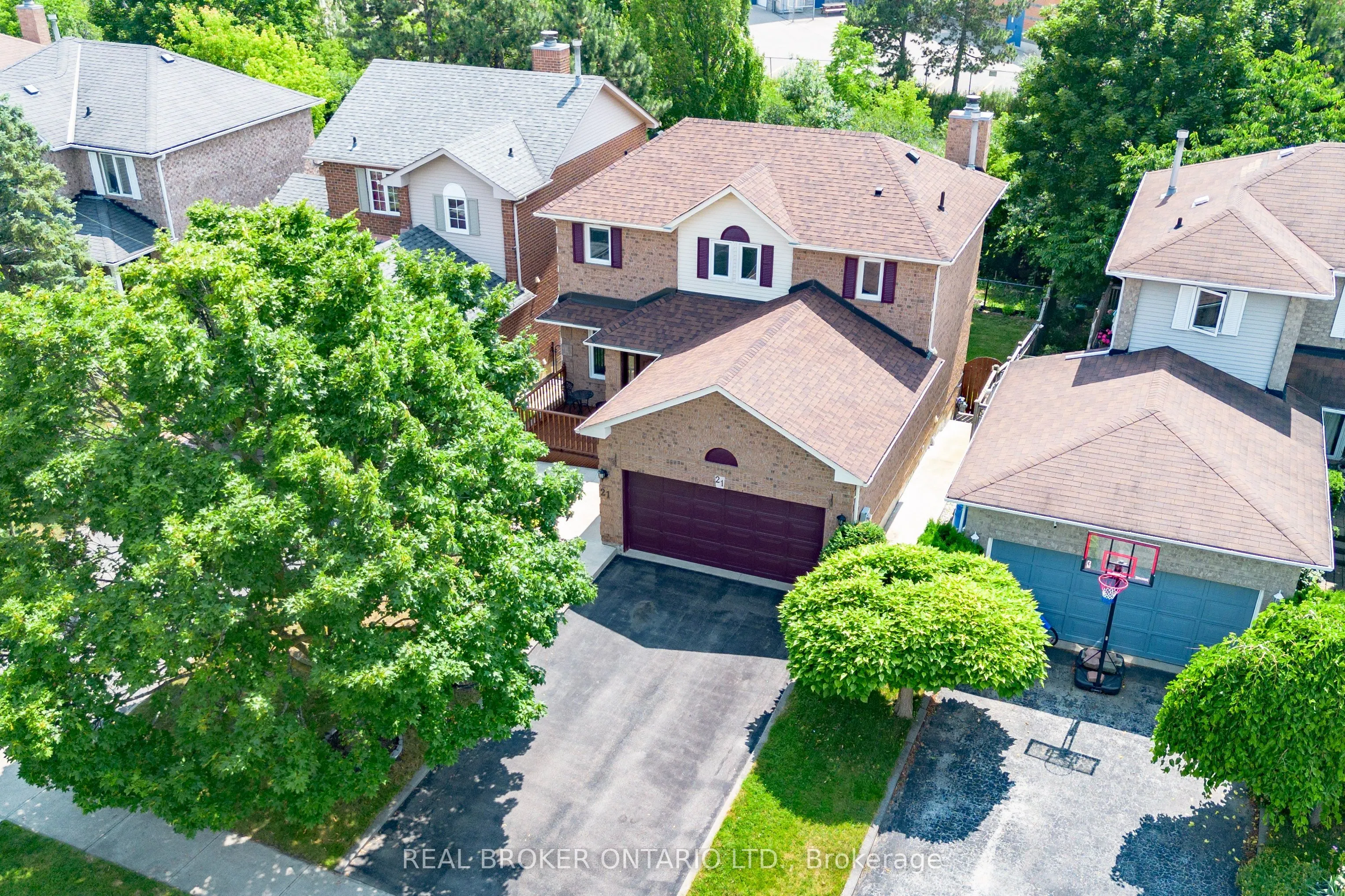 21 Vivians Crescent