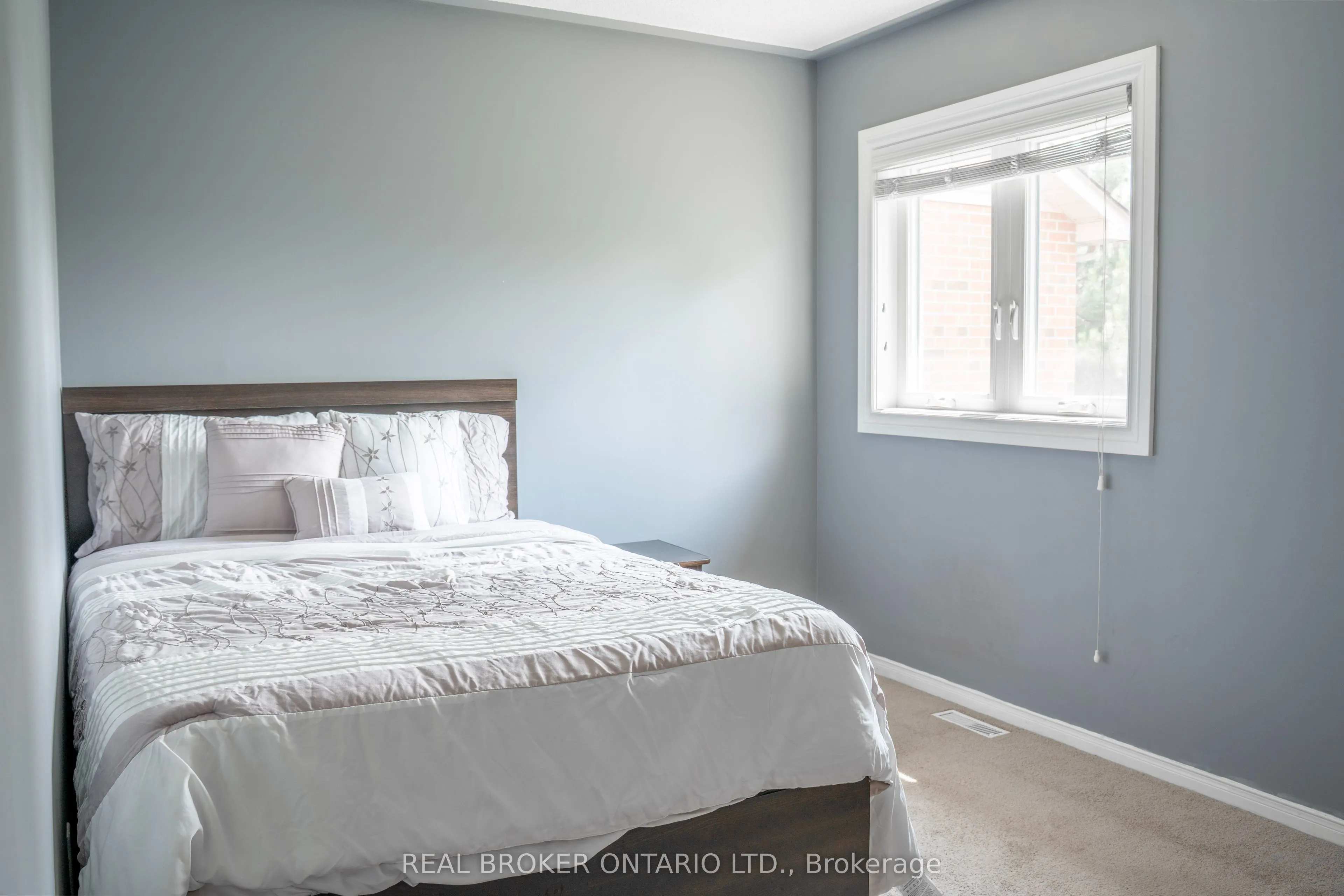 21 Vivians Crescent