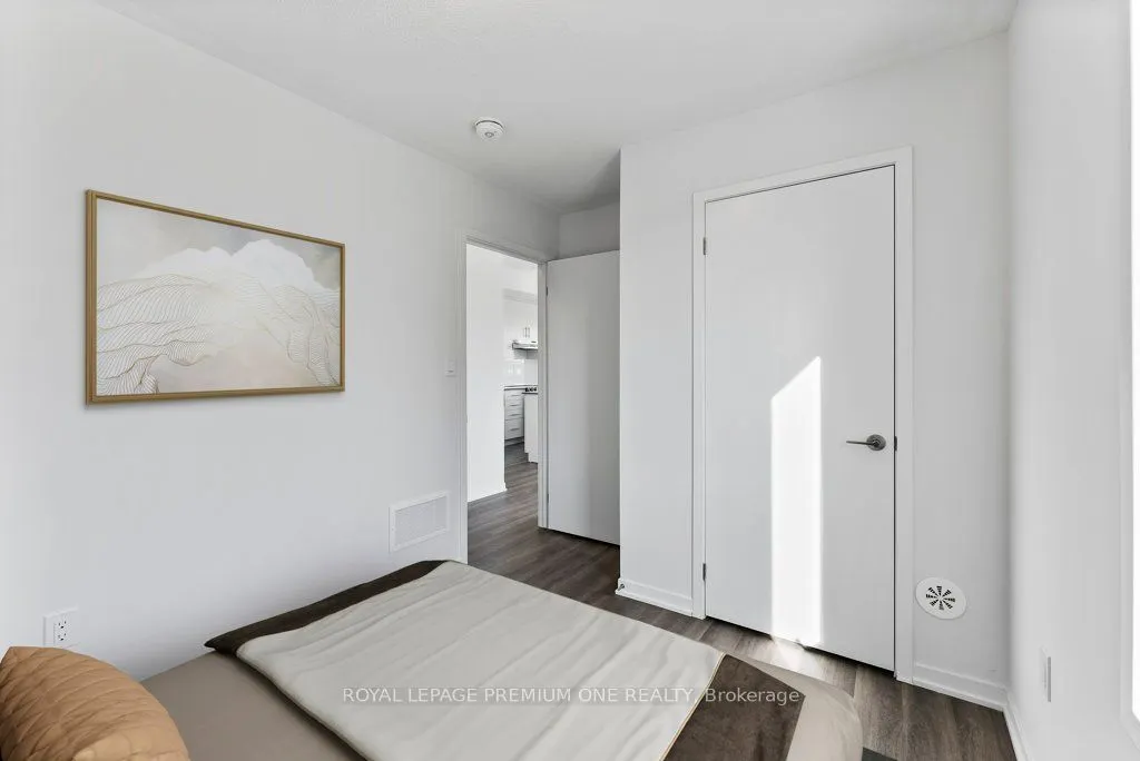 10 Lloyd Janes Lane, #193