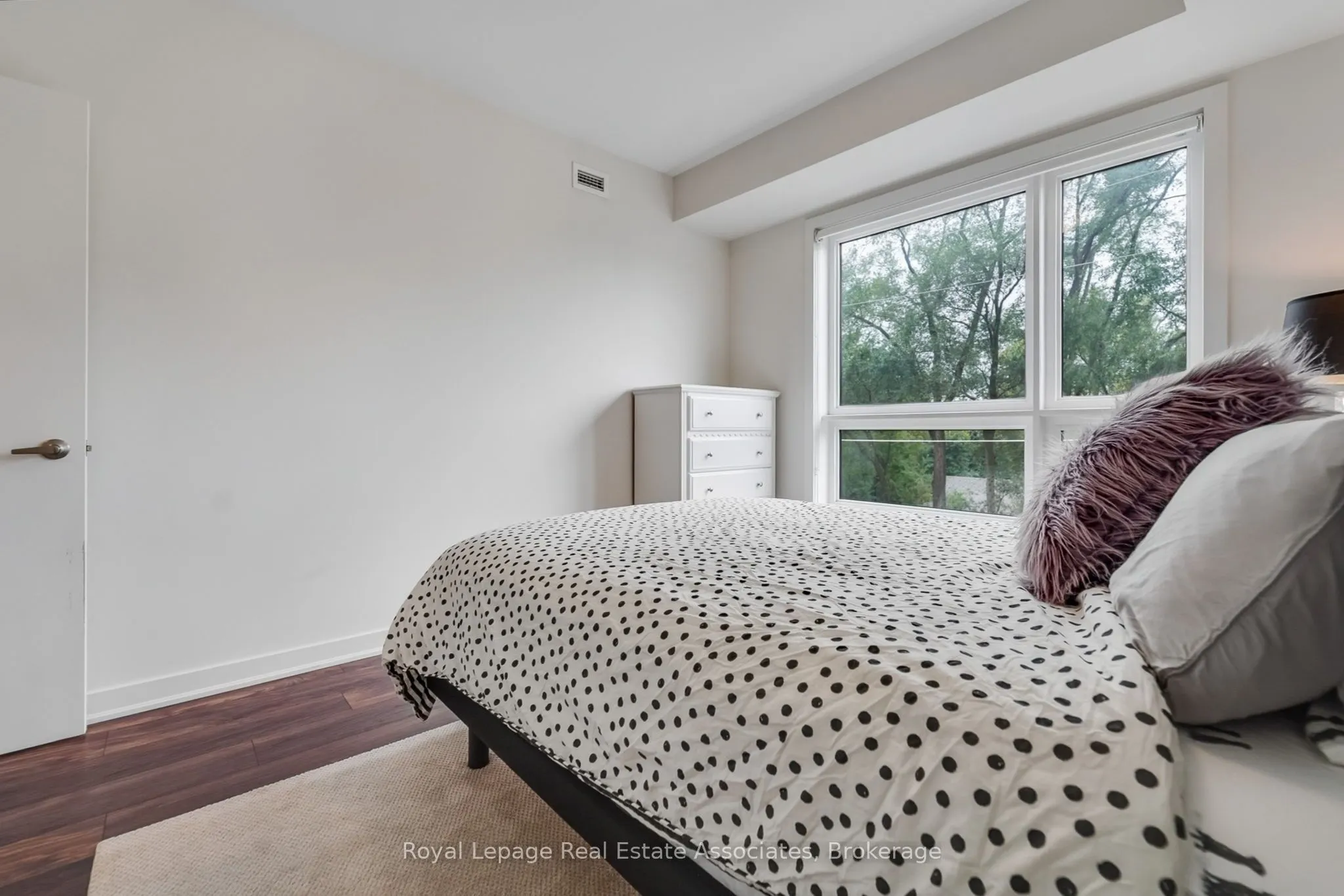 320 Plains Road E, #409