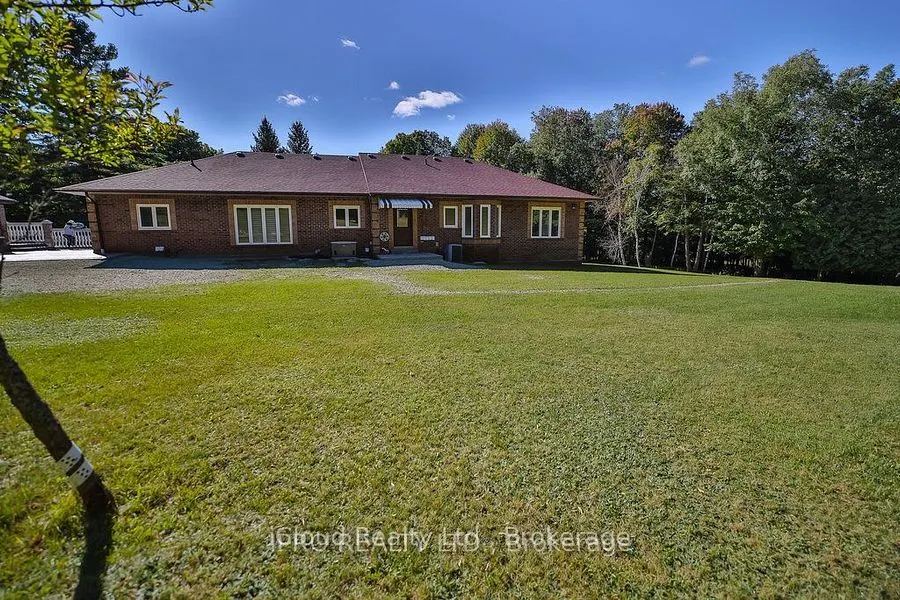 8339 Finnerty Side Road