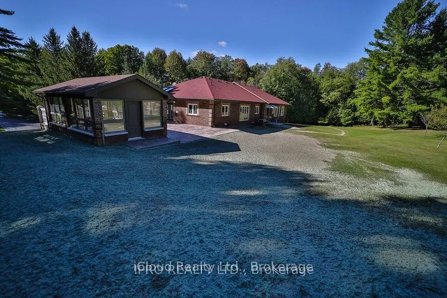 8339 Finnerty Side Road