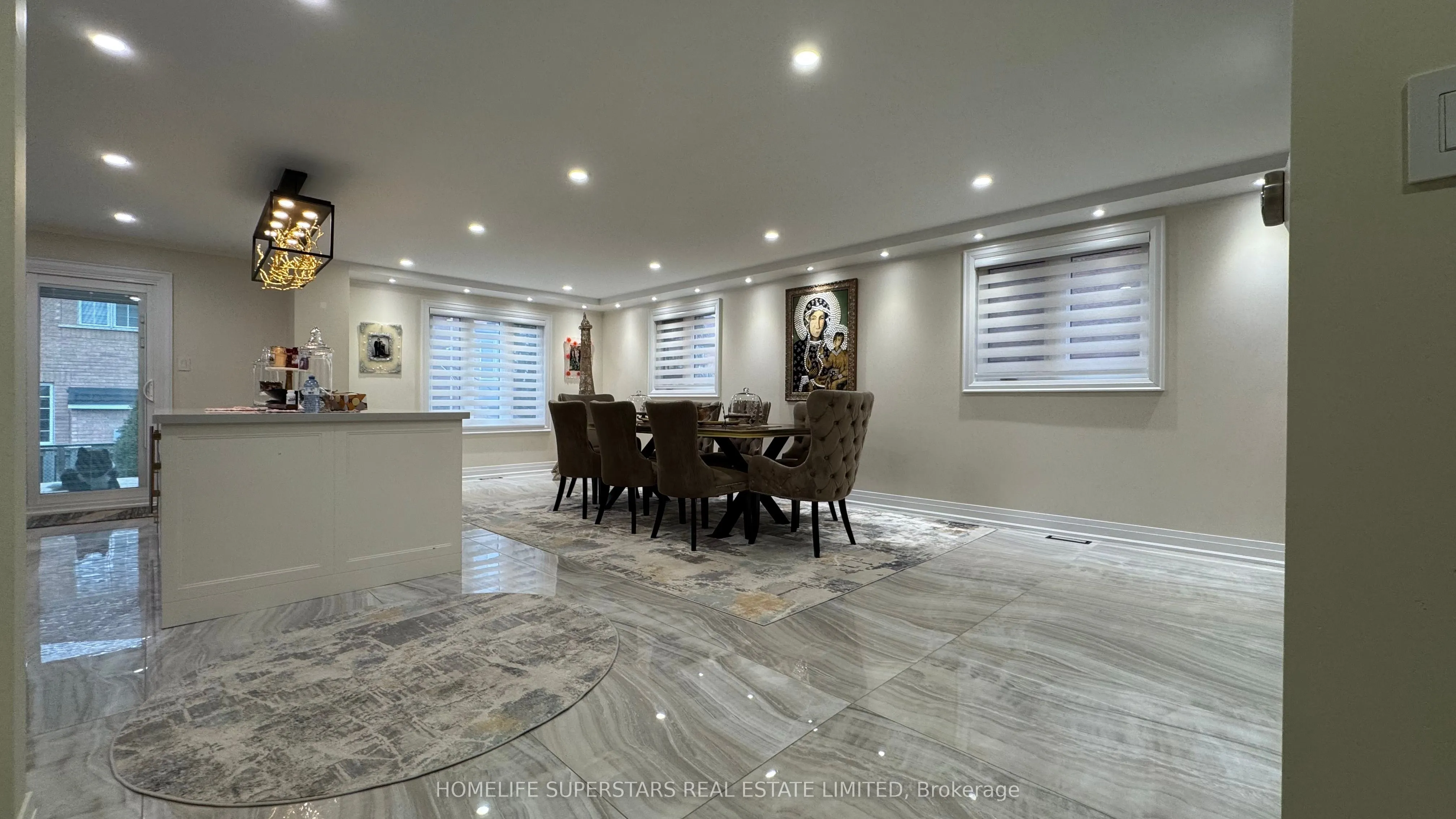 159 Richvale Drive S