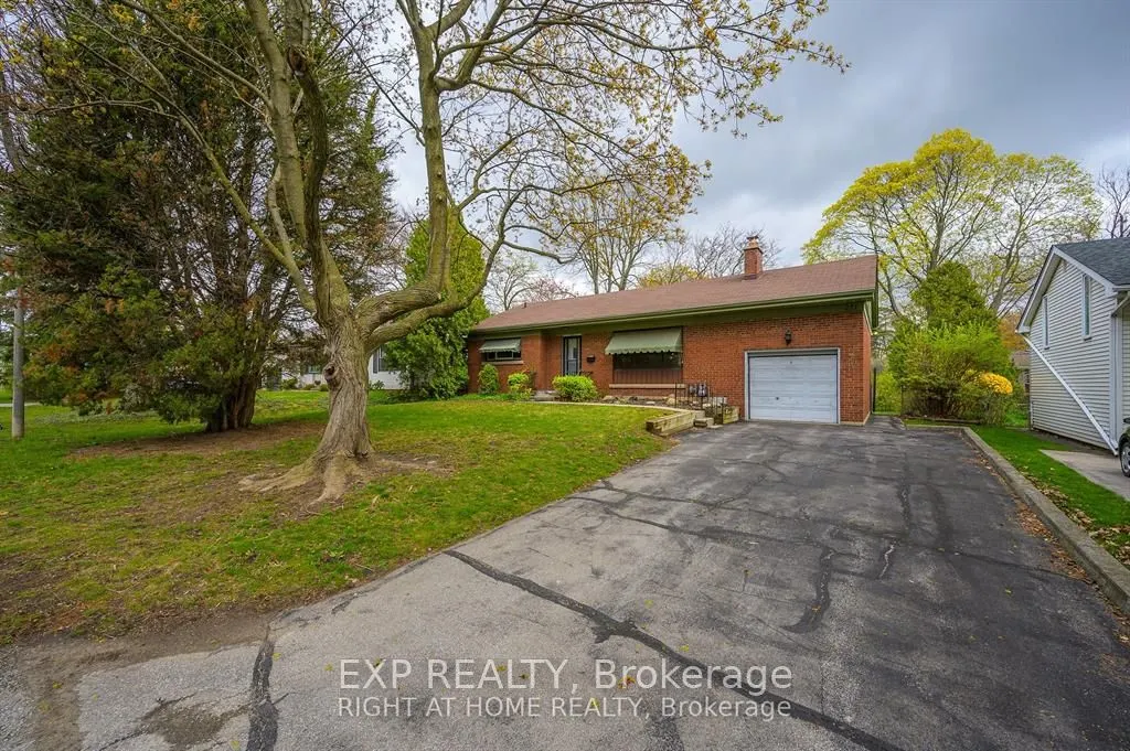 271 Linden Avenue
