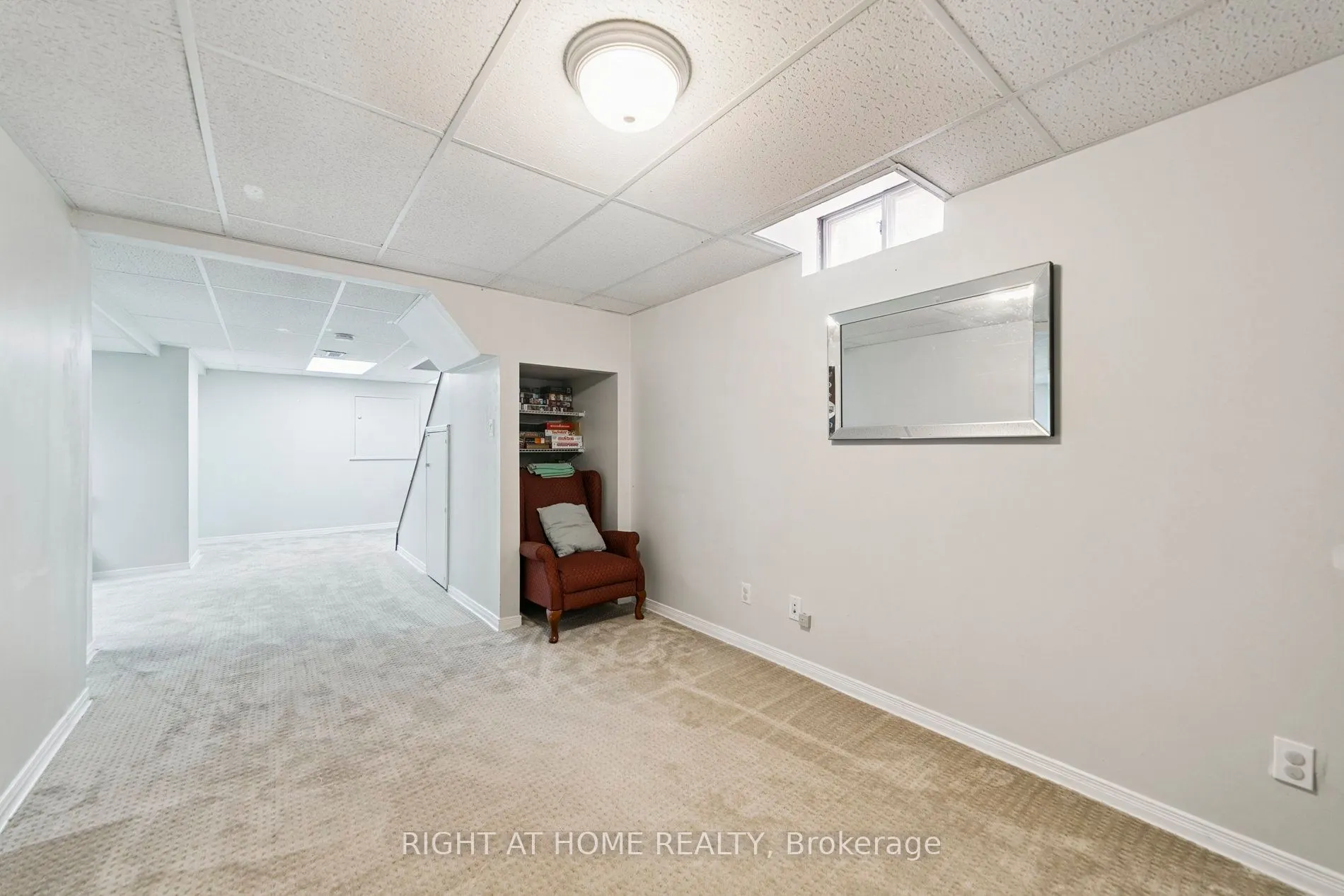 550 Eliza Crescent