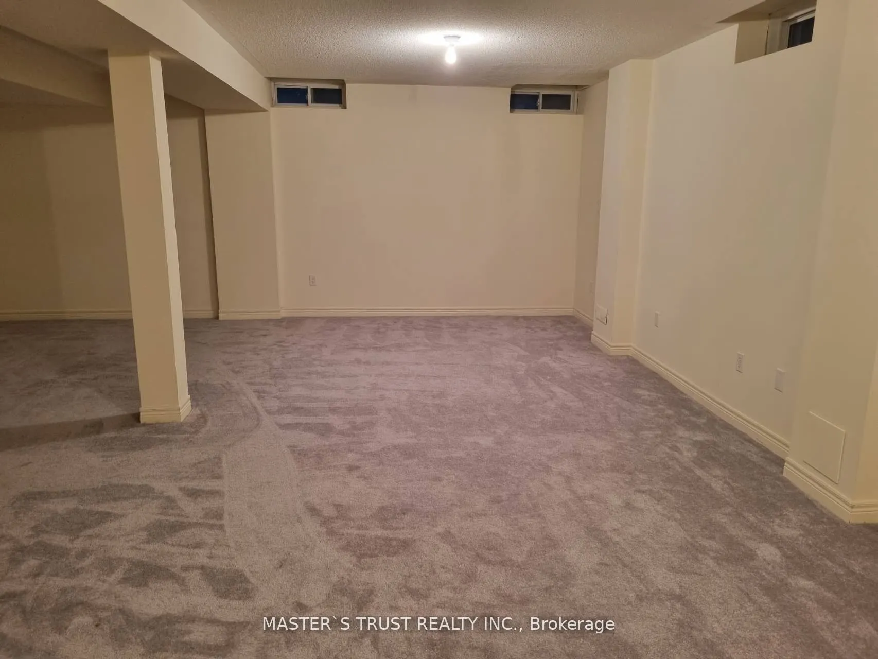 15 Isaac Devins Boulevard