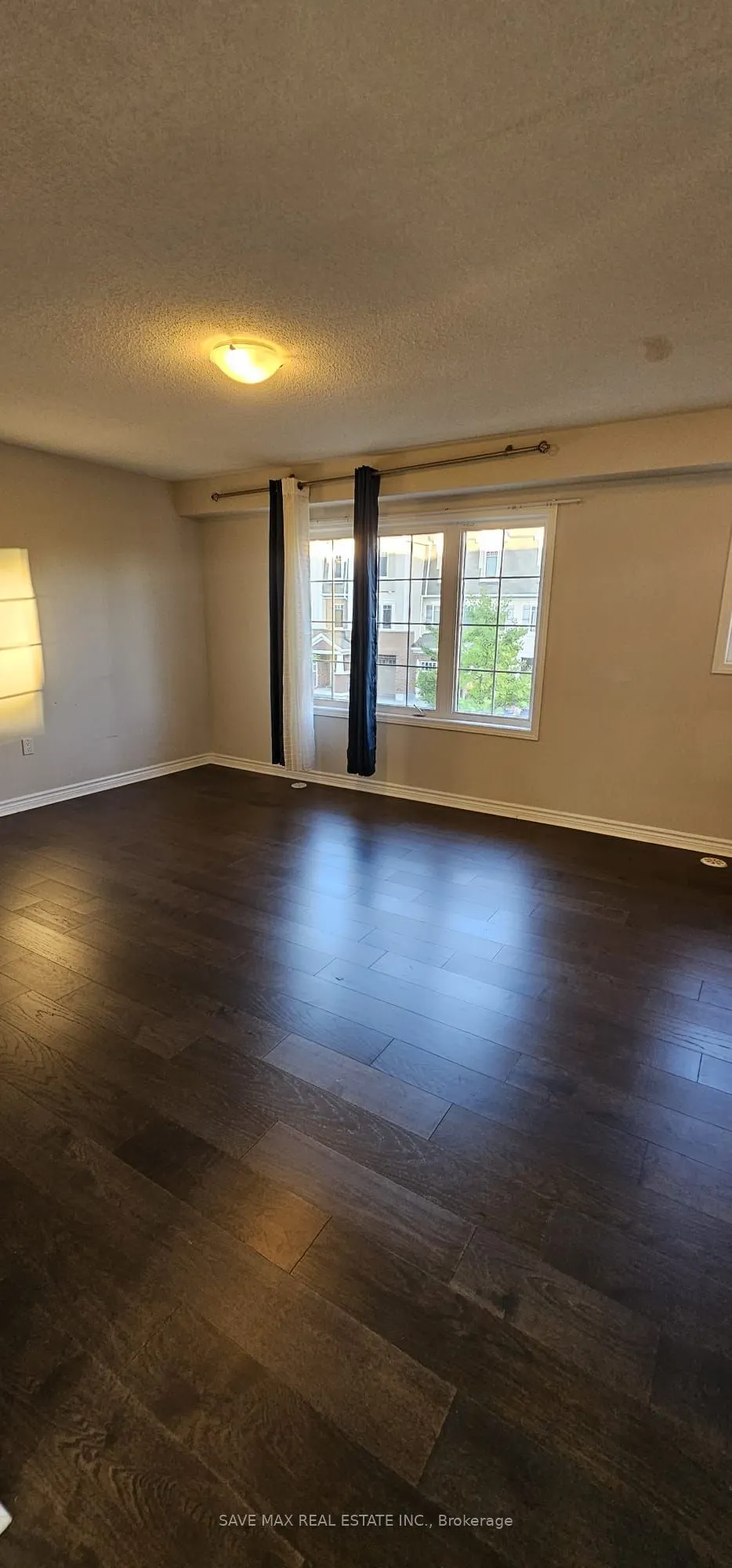 30 Metro Crescent