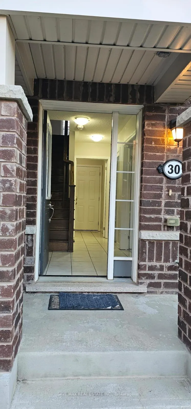 30 Metro Crescent