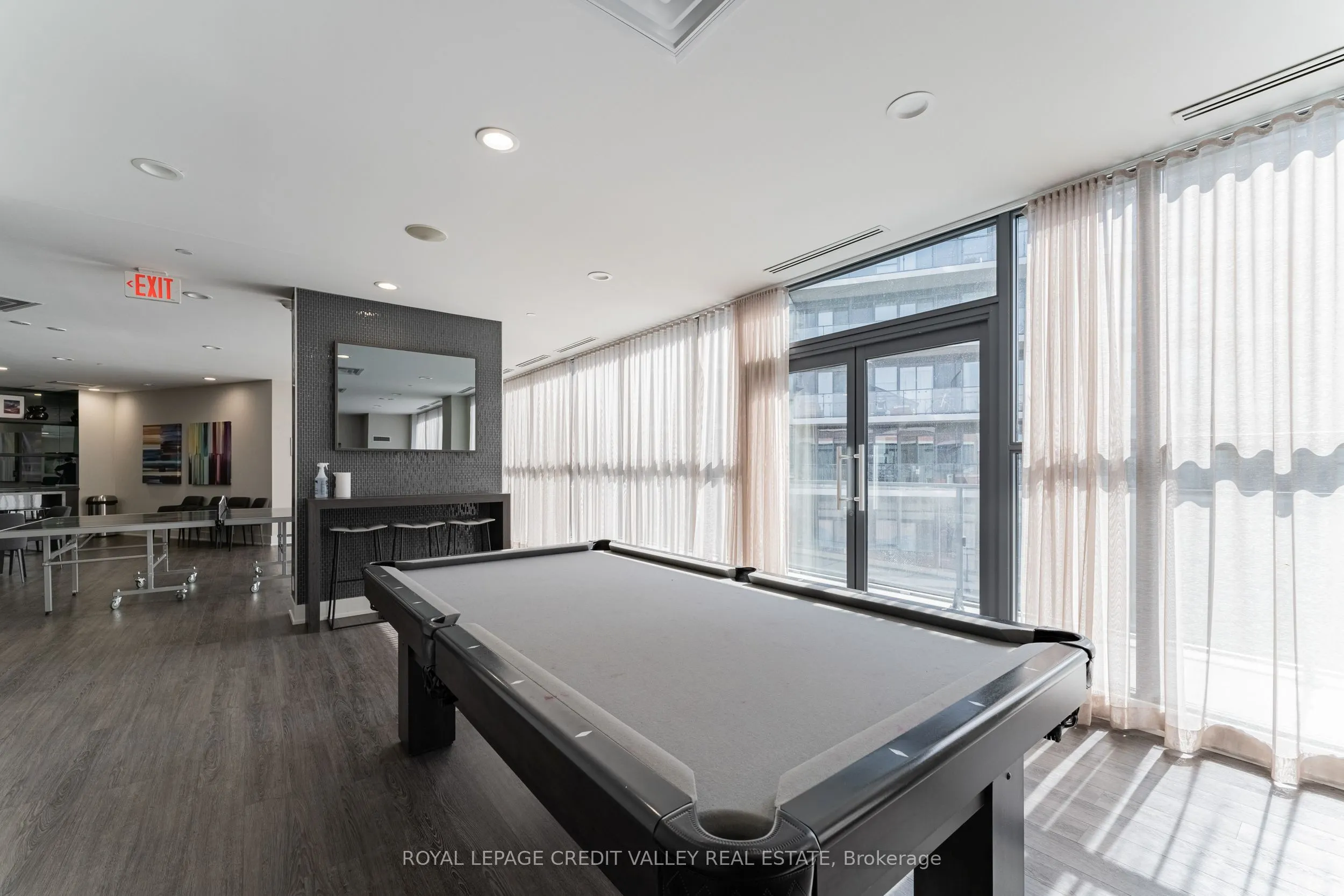 10 Park Lawn Road, #4006