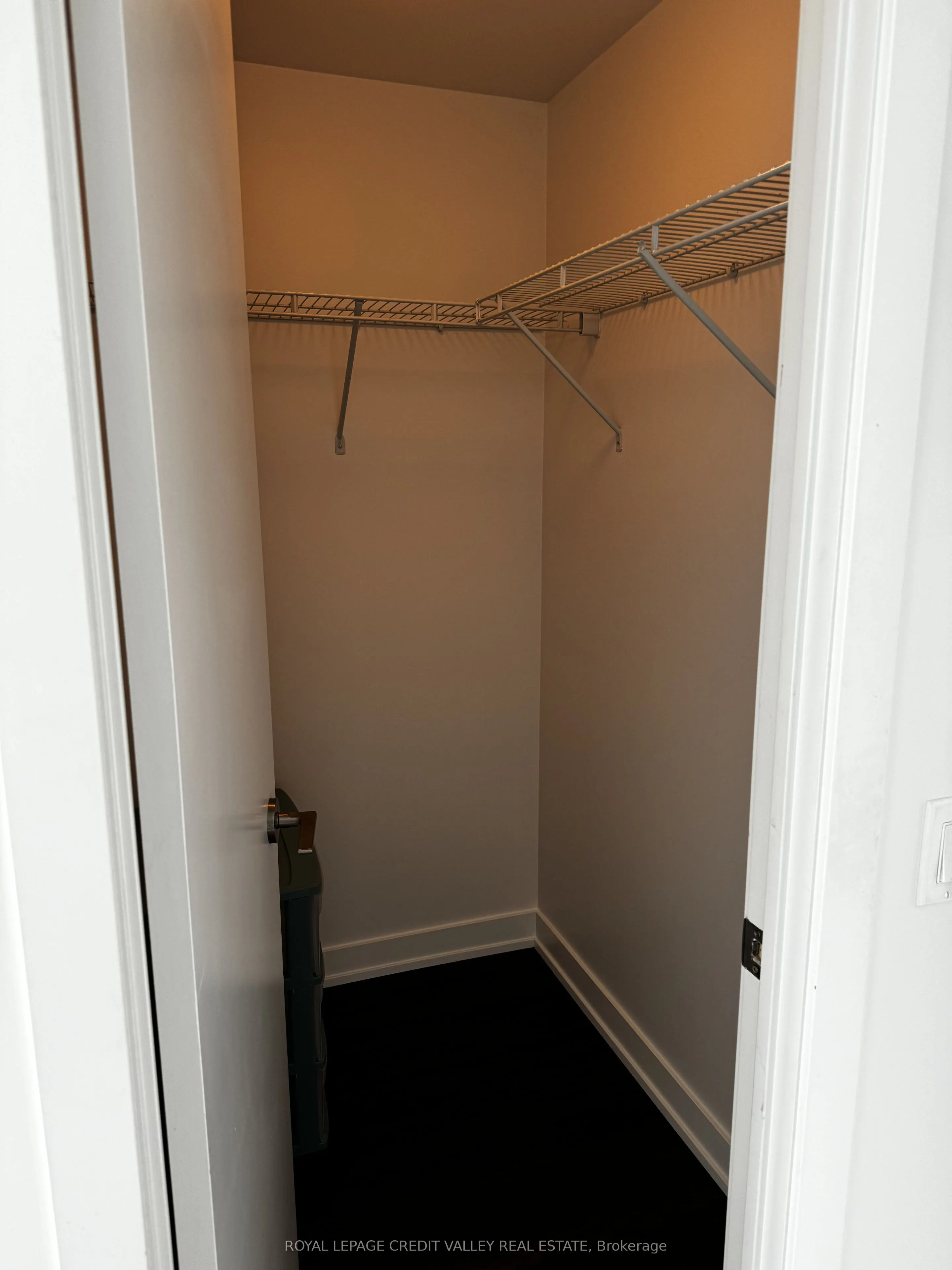 10 Park Lawn Road, #4006