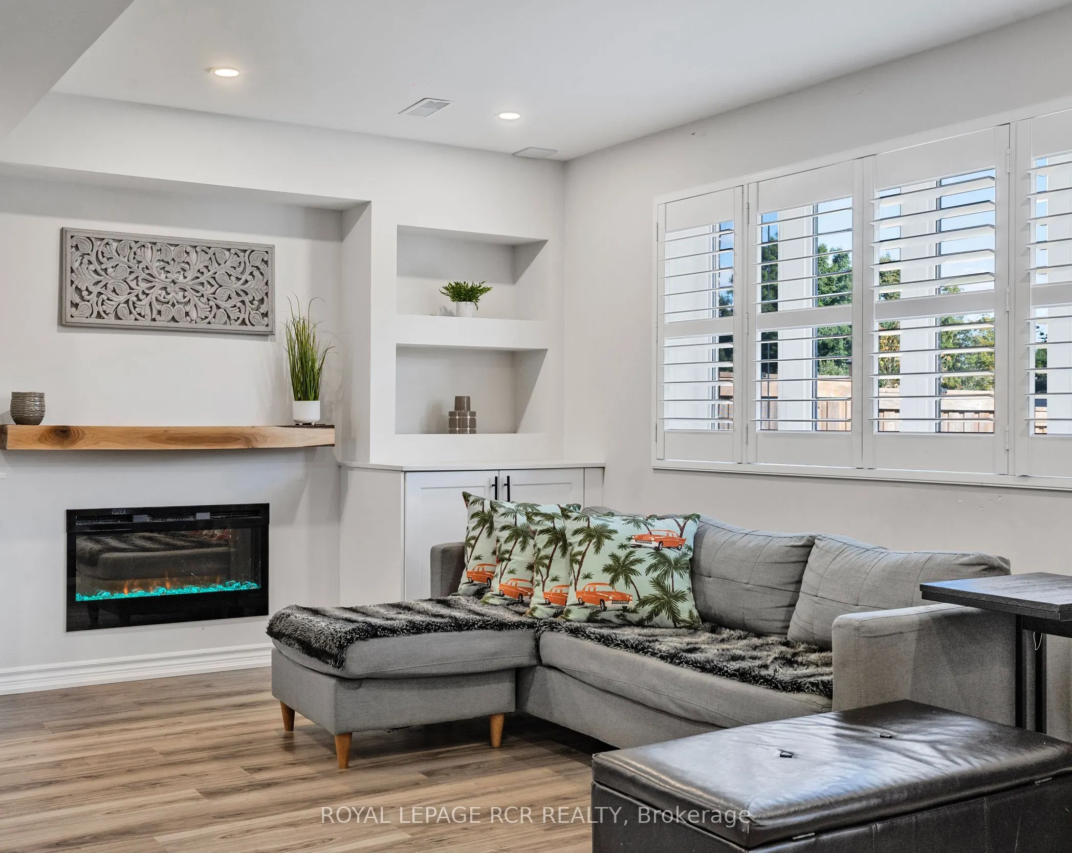 26 Drew Brown Boulevard
