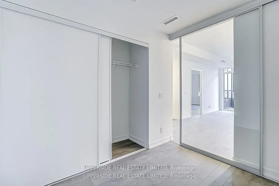 270 Dufferin Street, #917
