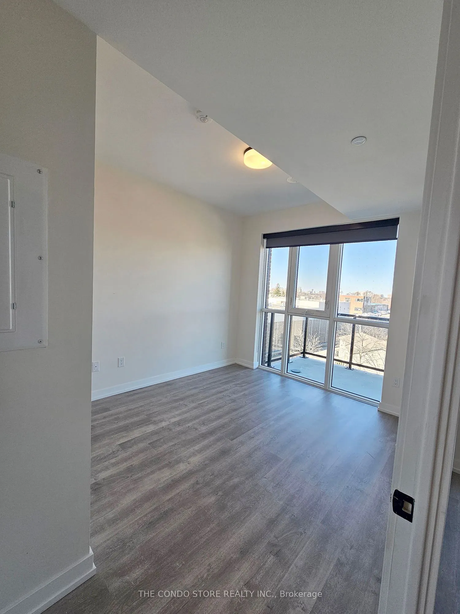2300 St Clair Avenue W, #427