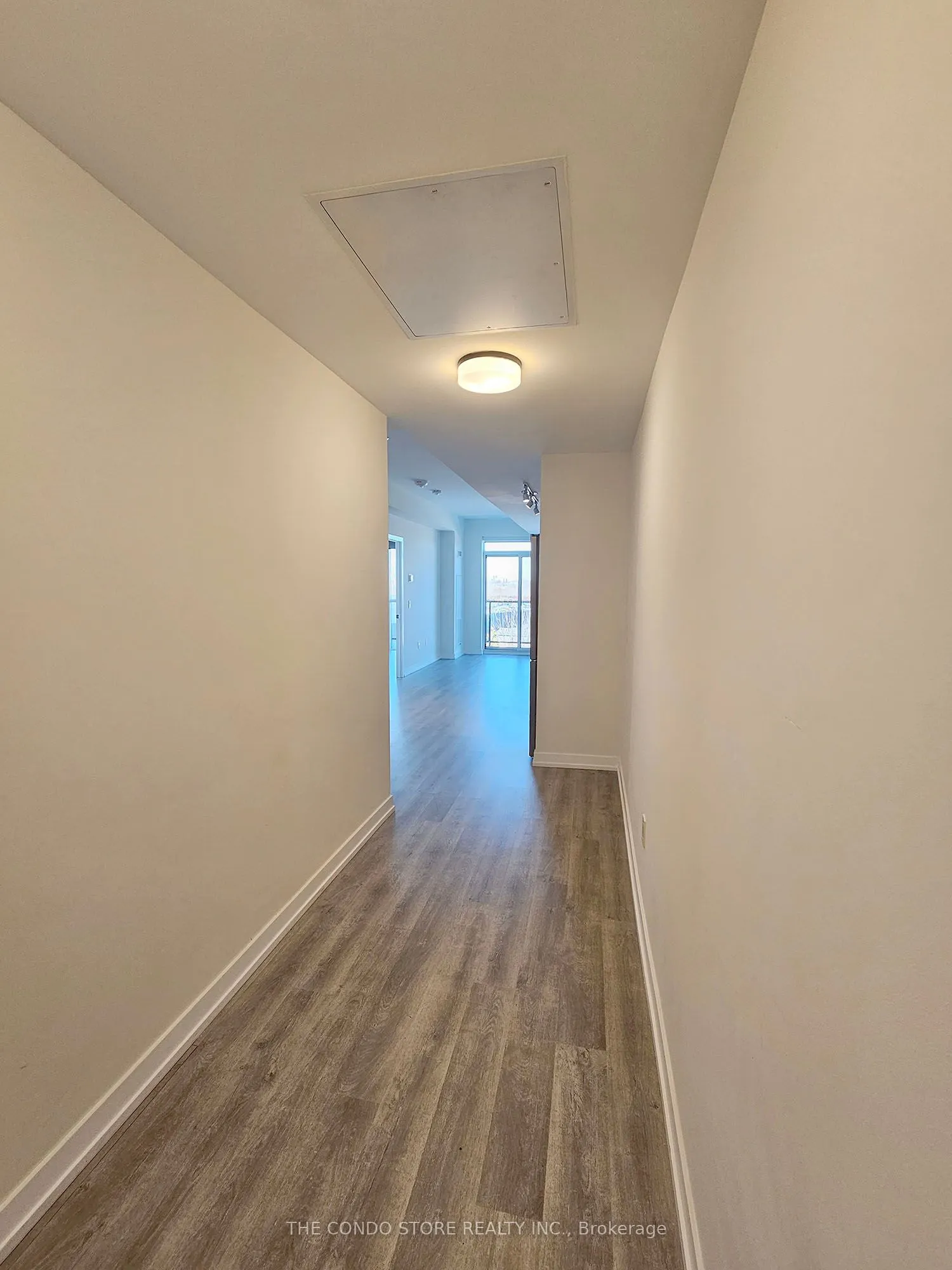 2300 St Clair Avenue W, #427