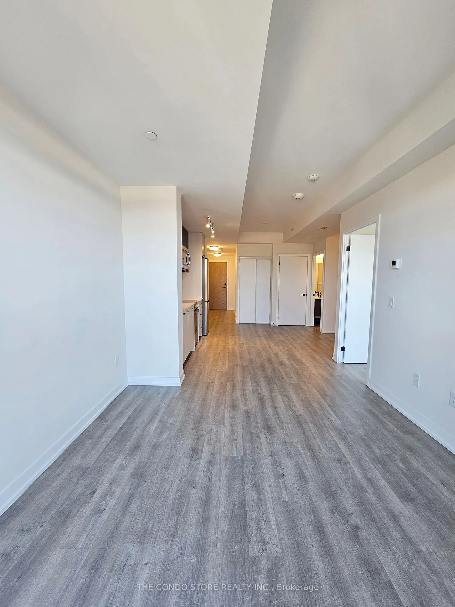 2300 St Clair Avenue W, #427