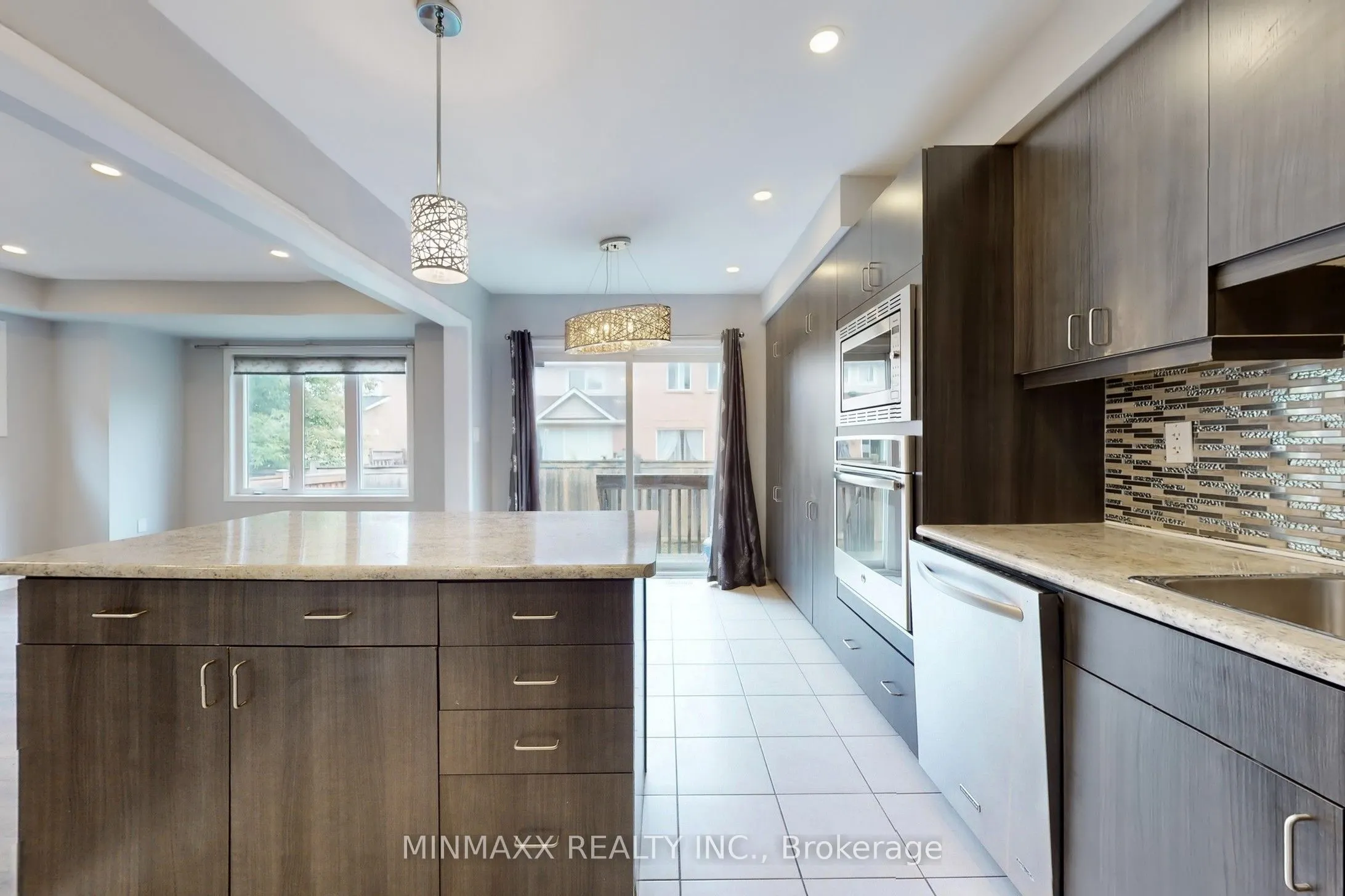 1620 Gainer Crescent