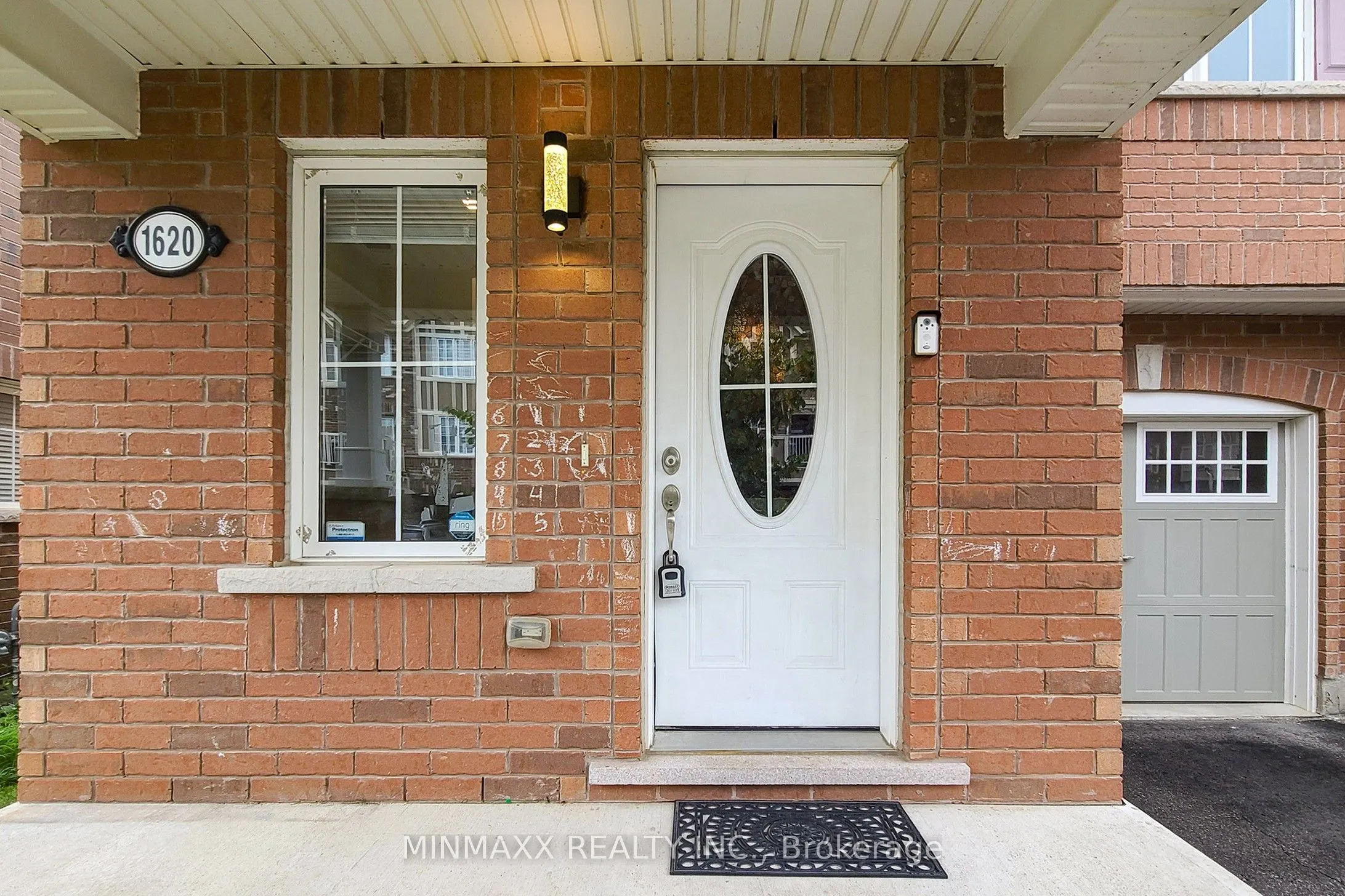 1620 Gainer Crescent