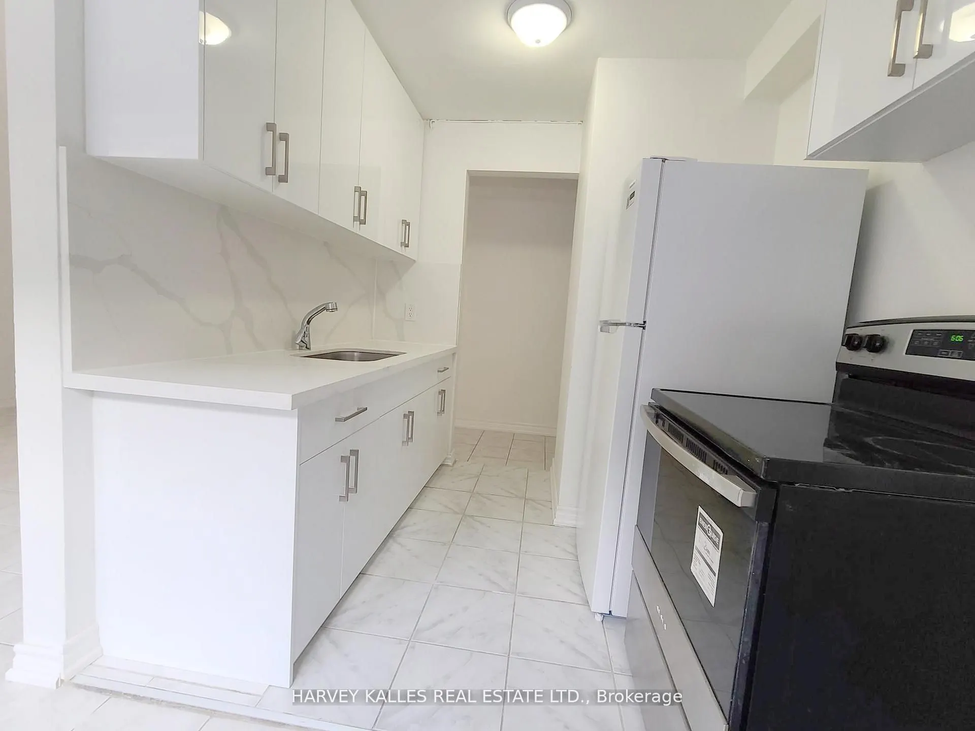 4 Greenbrook Drive, #2