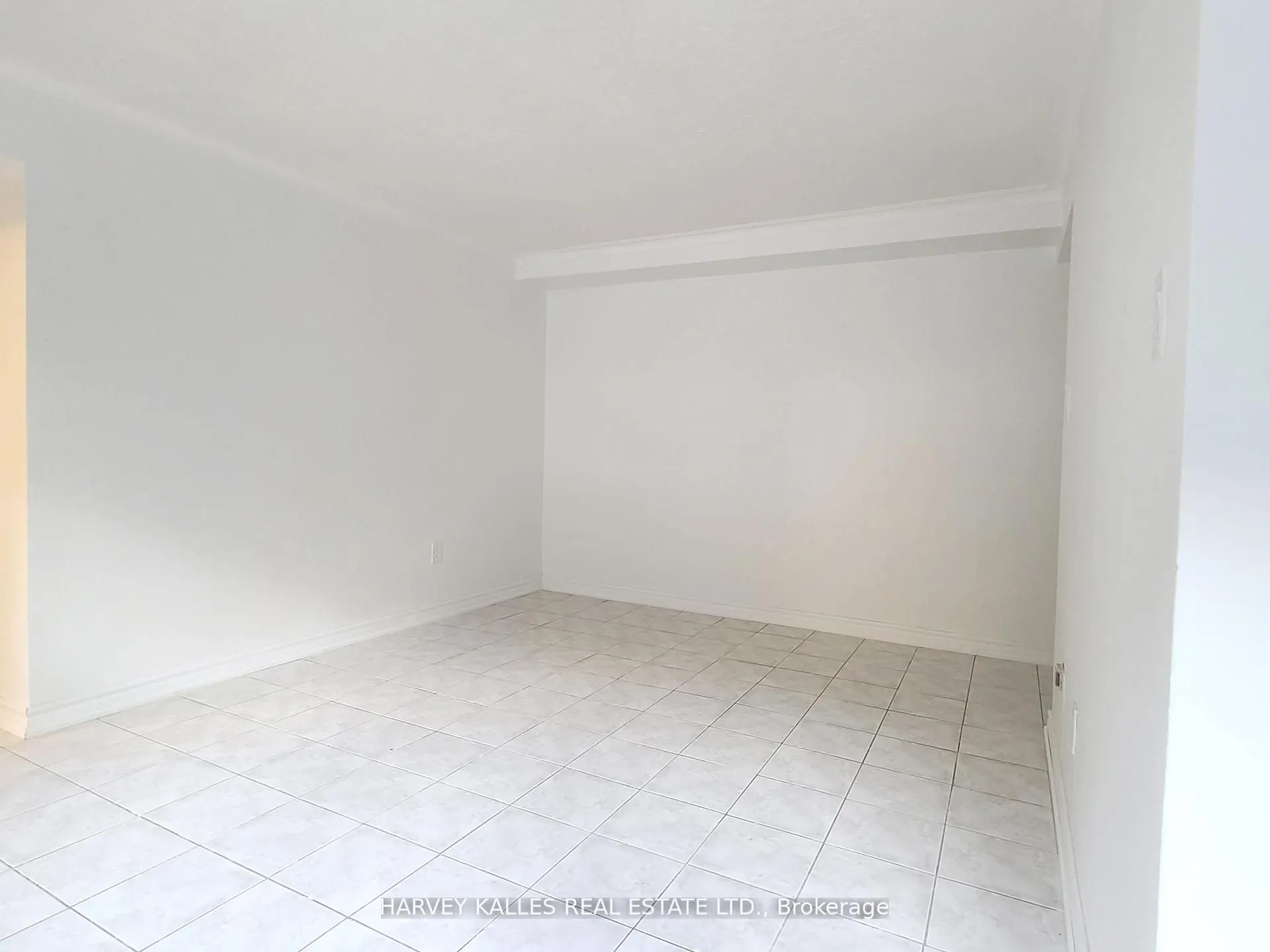 4 Greenbrook Drive, #2